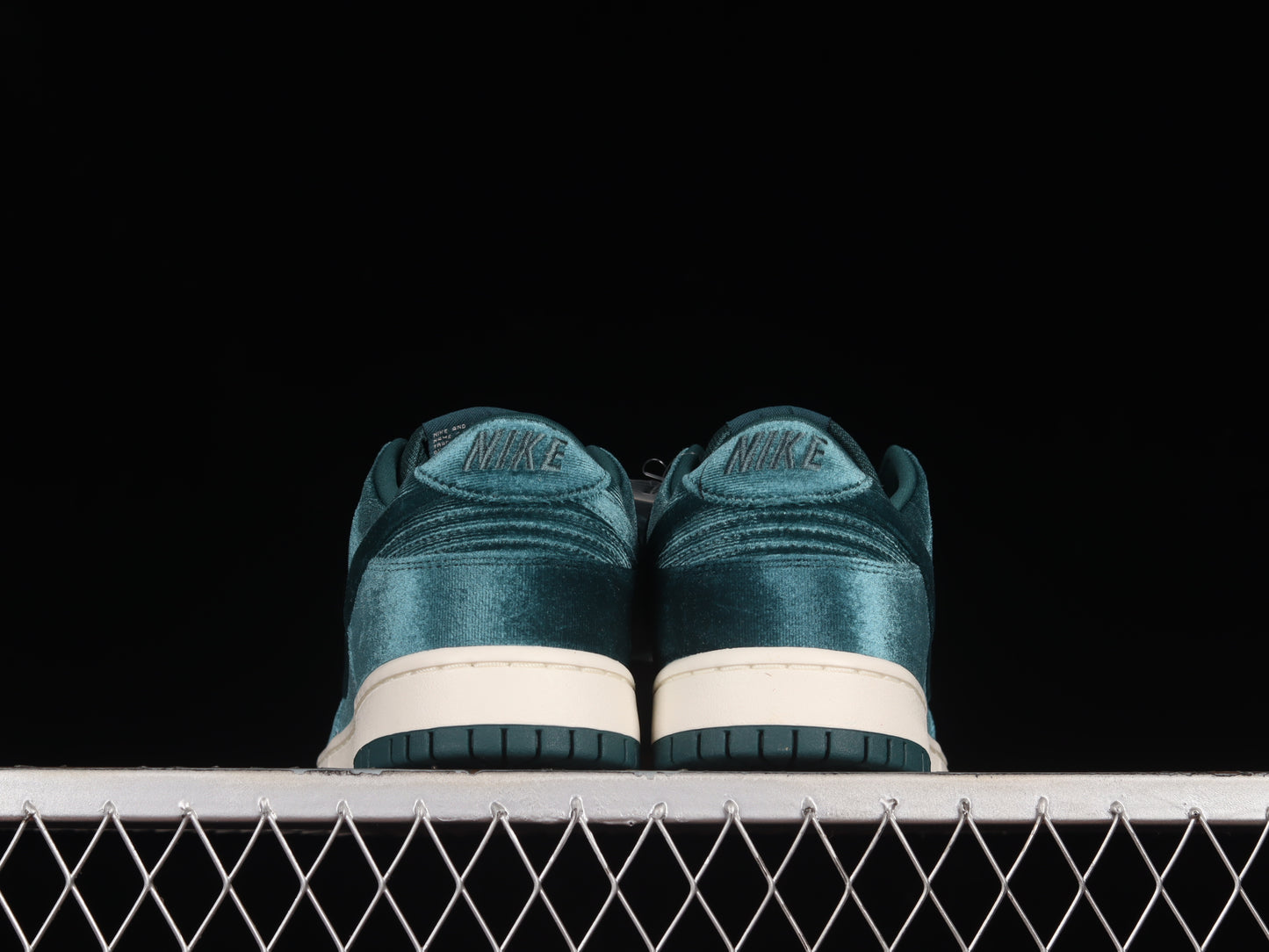 Nike Dunk Dark Atomic
