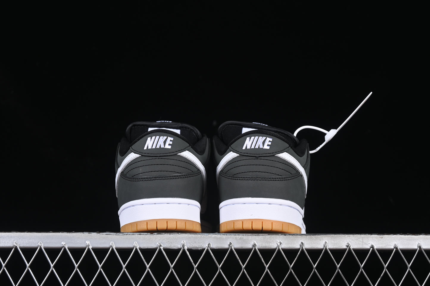 Nike SB Dunk Low Pro "Black Gum"