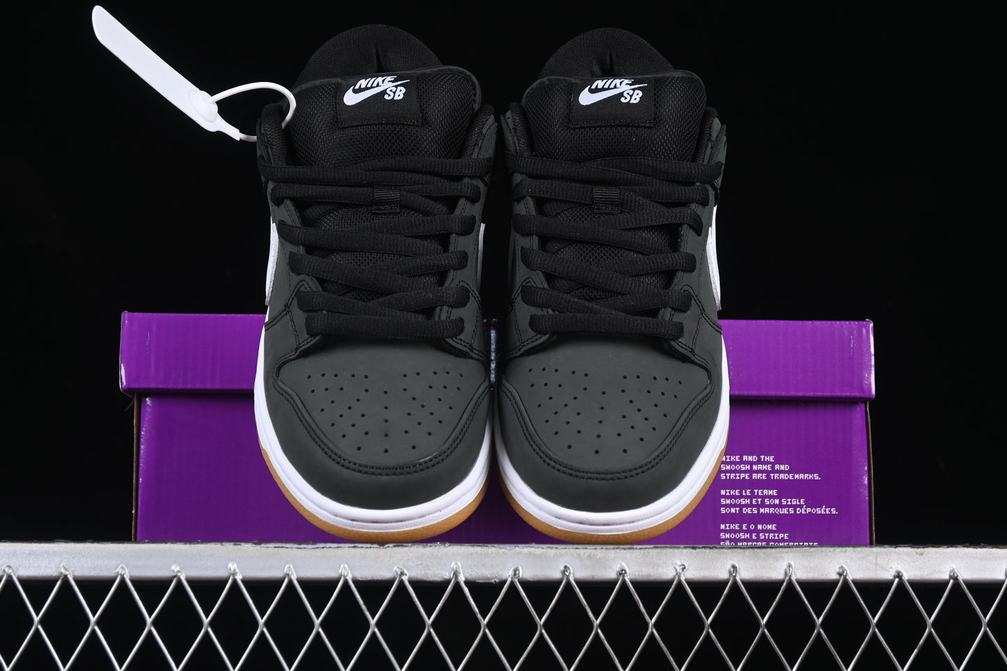 Nike SB Dunk Low Pro "Black Gum"