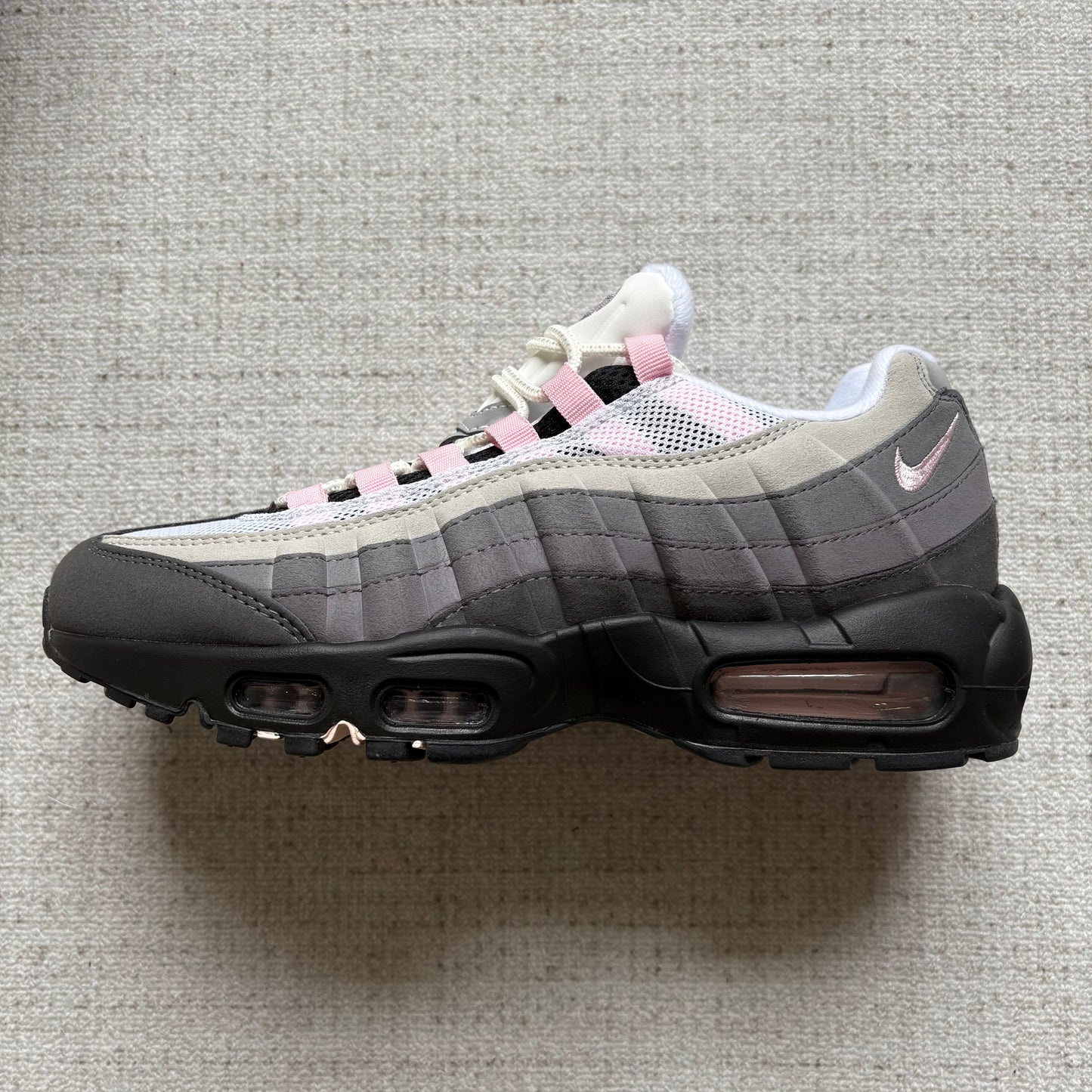 Nike 95 Pink Grey
