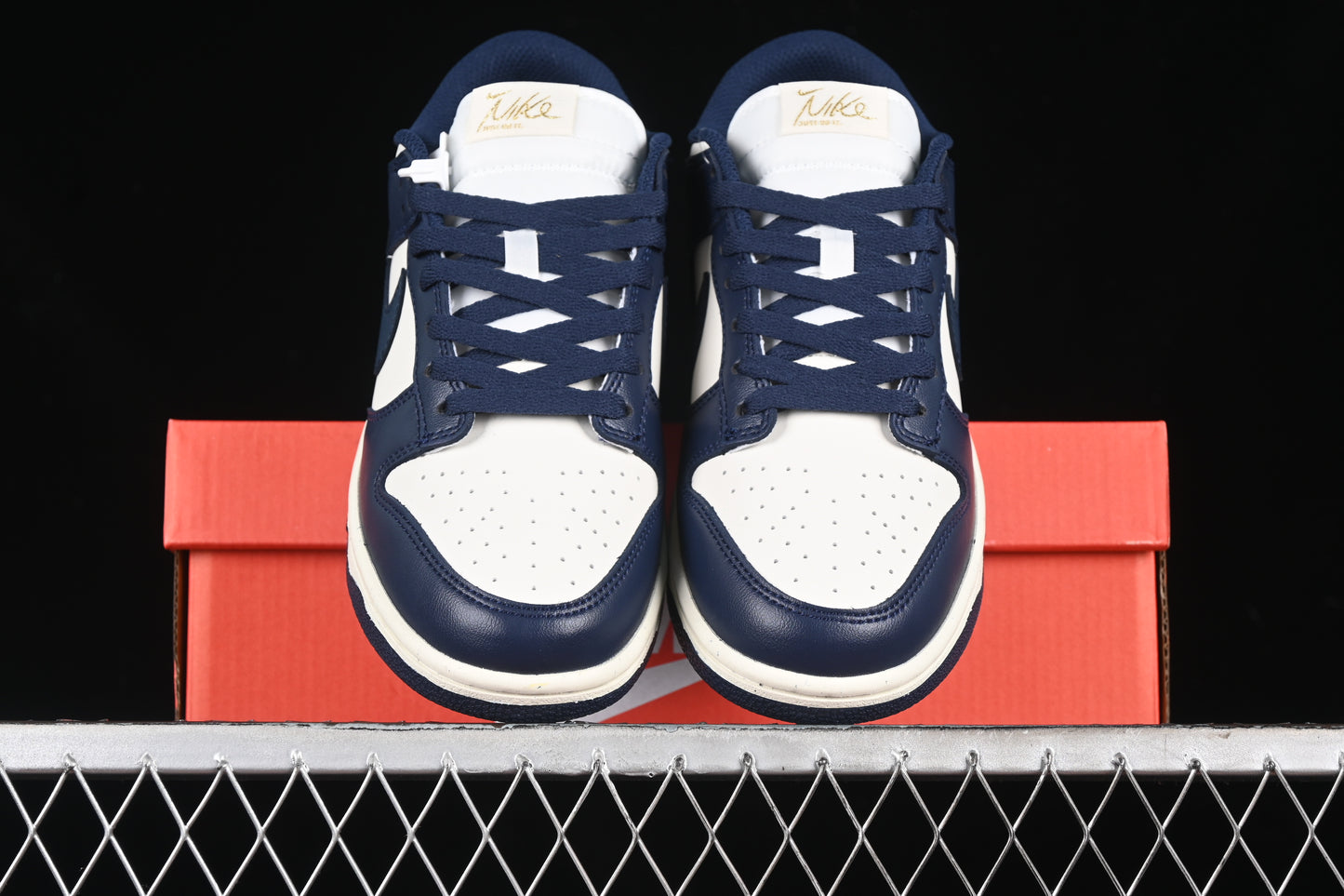 Nike Dunk "Dark Blue"