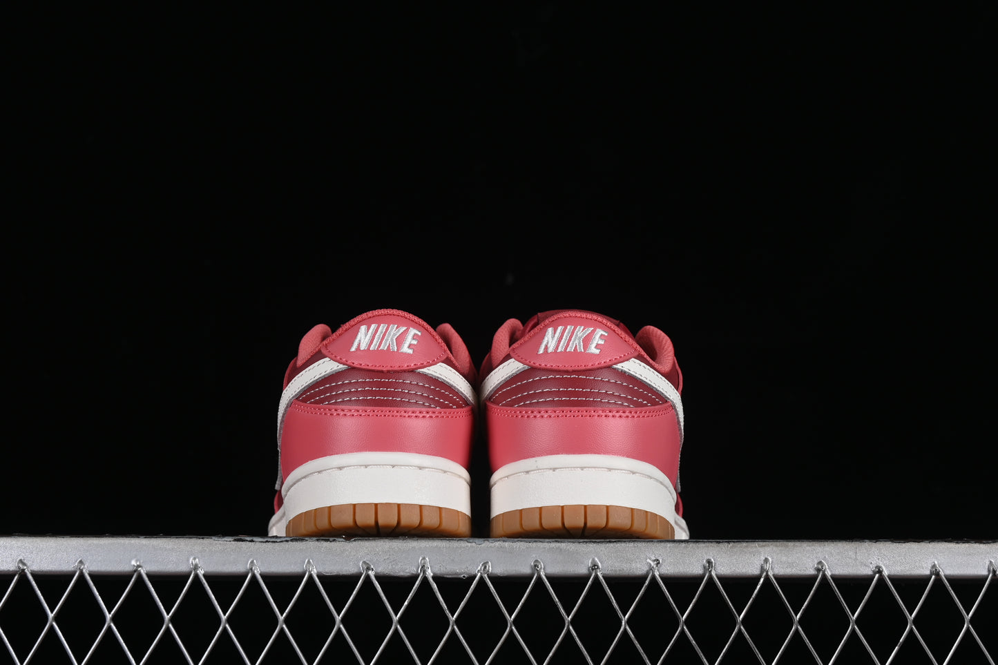 Nike Dunk "Desert Berry@