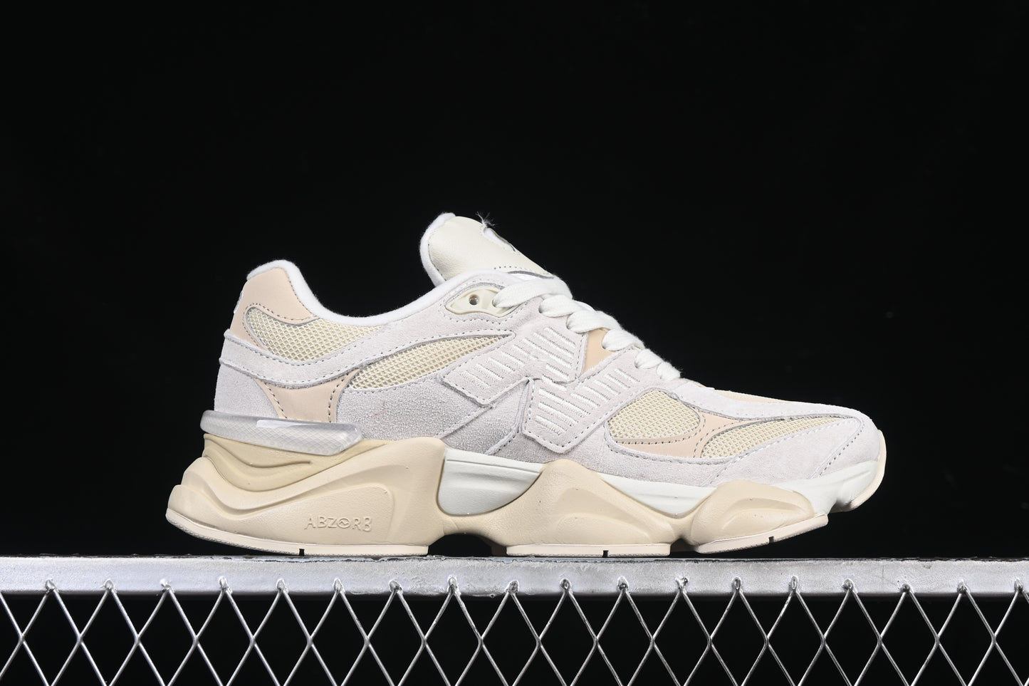 New Balance 9060 Beige