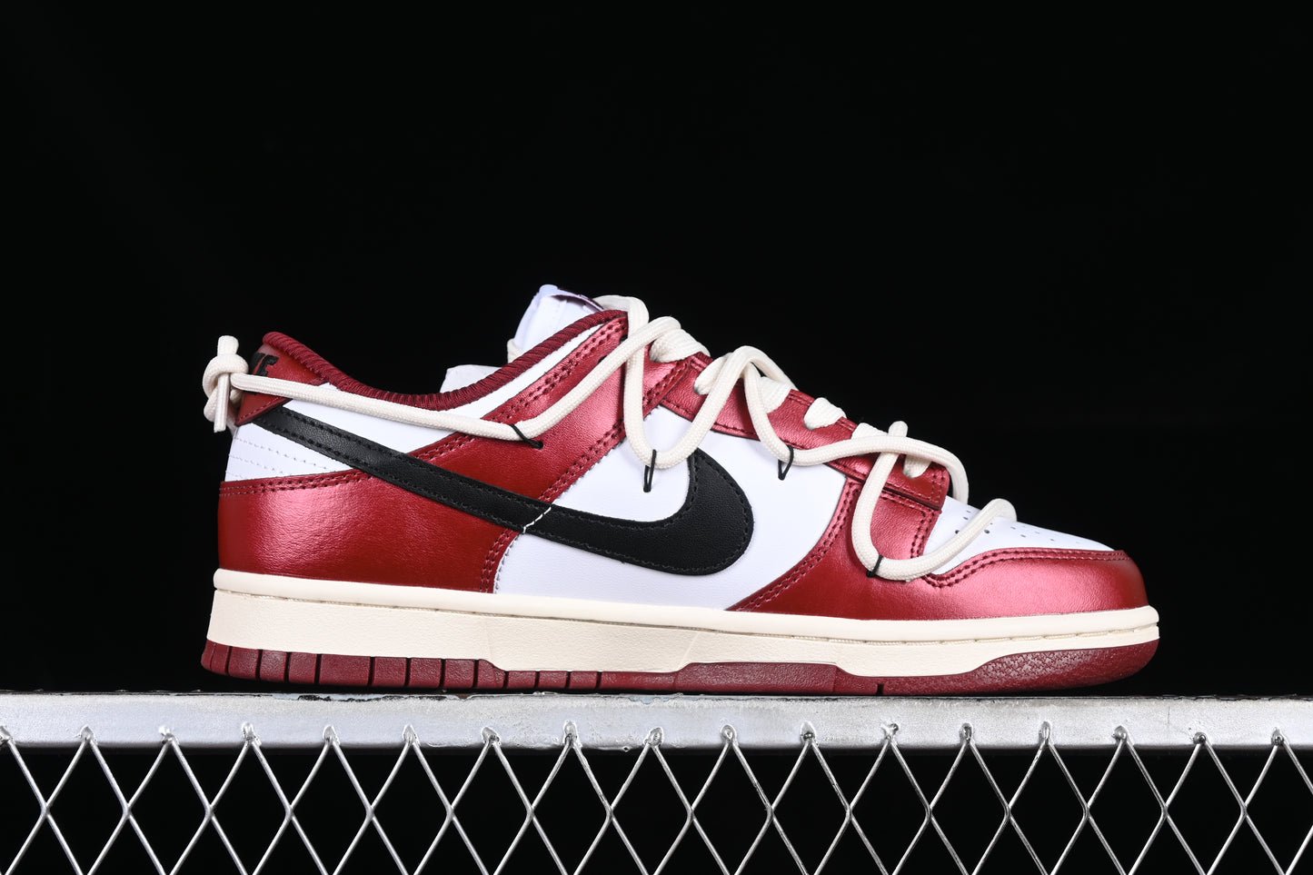 Nike Dunk Custom "Red"