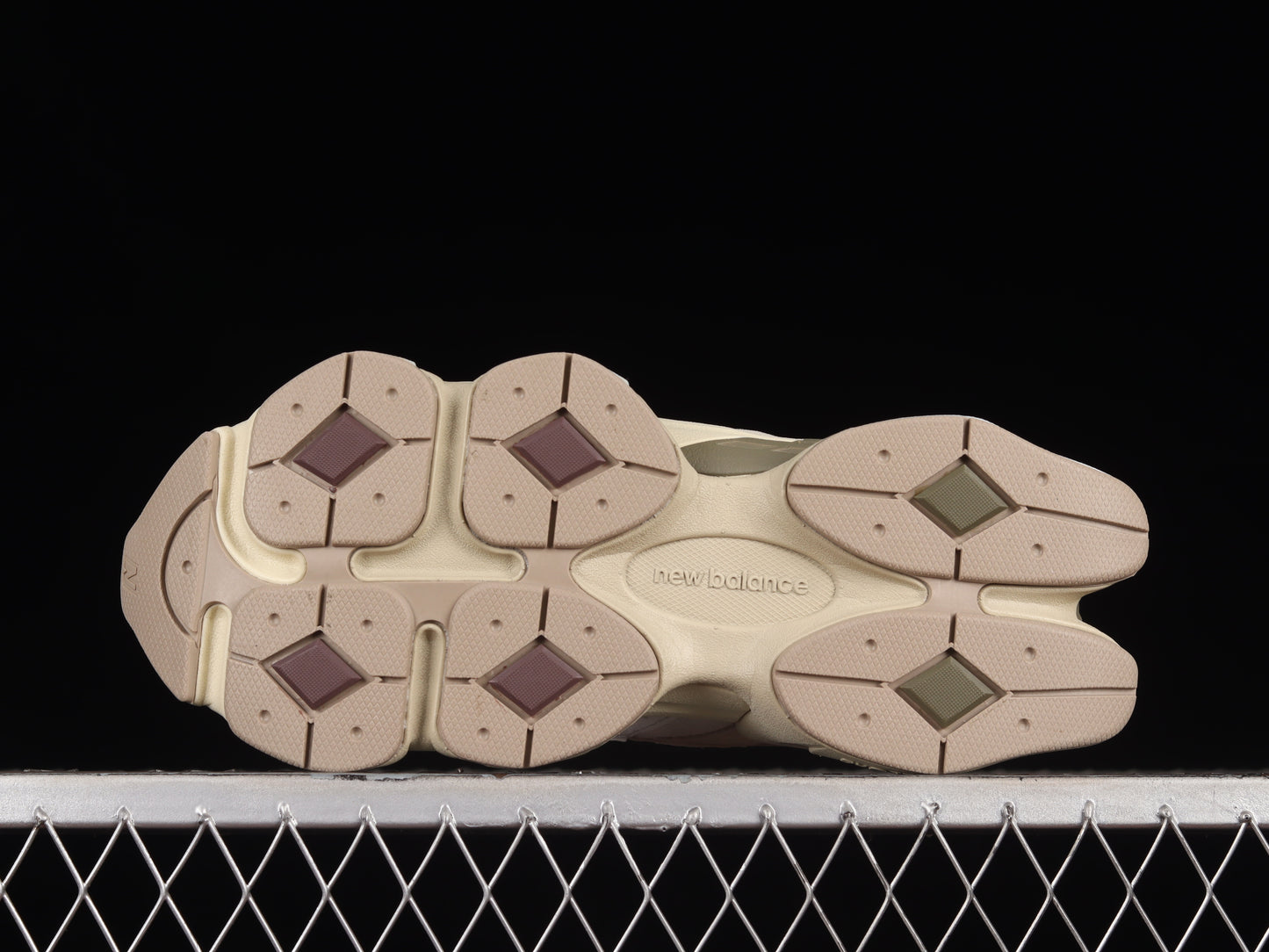 New Balance 9060 Beige/Brown