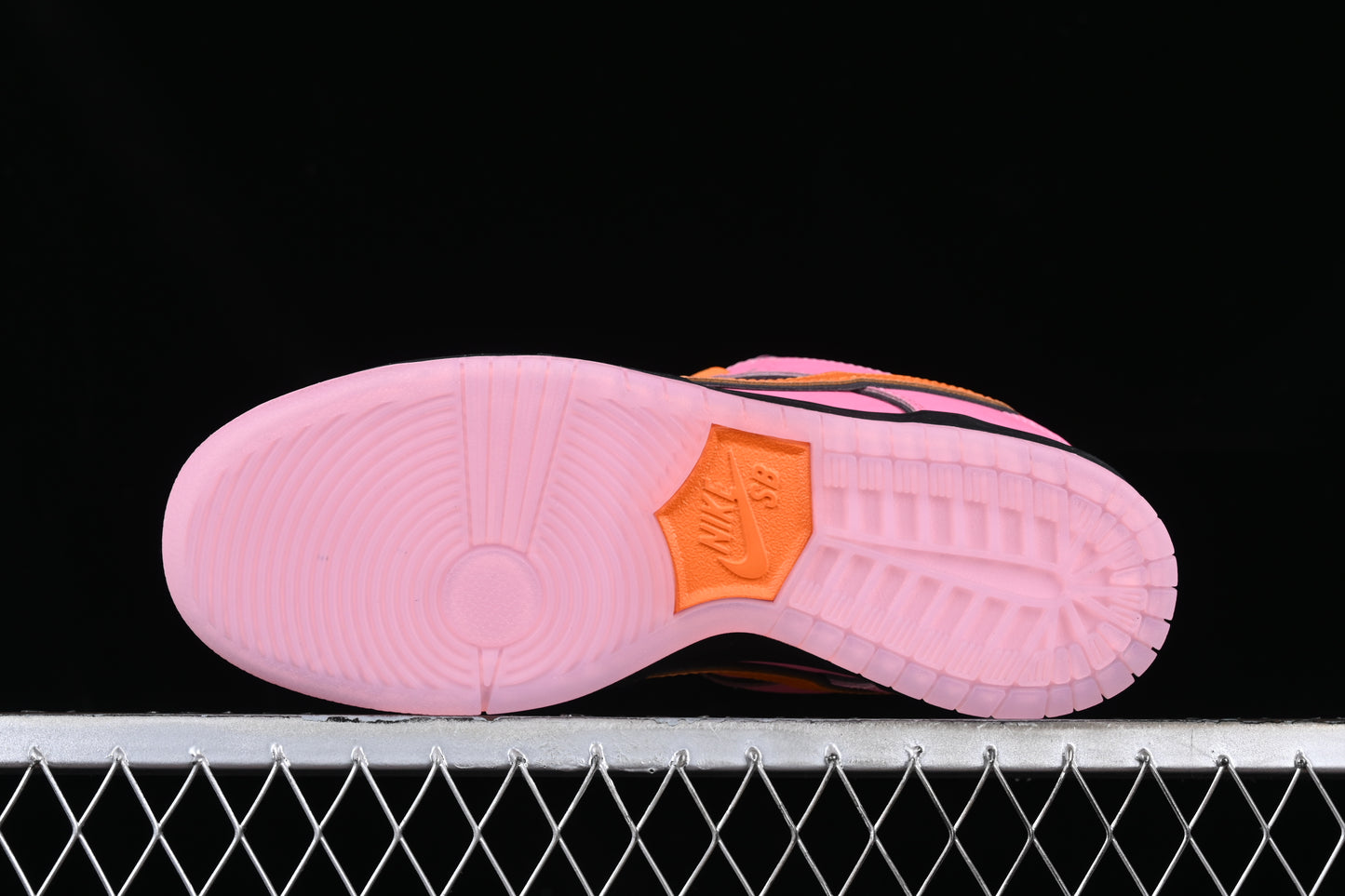 Nike x Powerpuff Girls SB Dunk Low "Blossom"