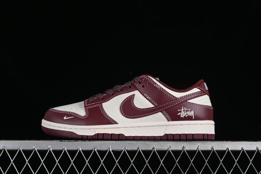 Nike Dunk x Stussy Maroon