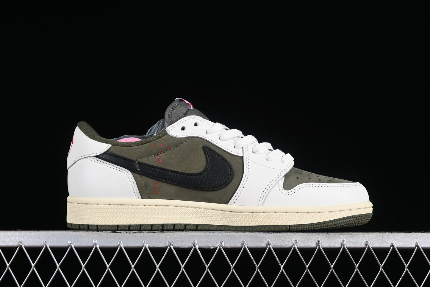 Jordan x Travis Scott Retro Low "Reverse Olive"