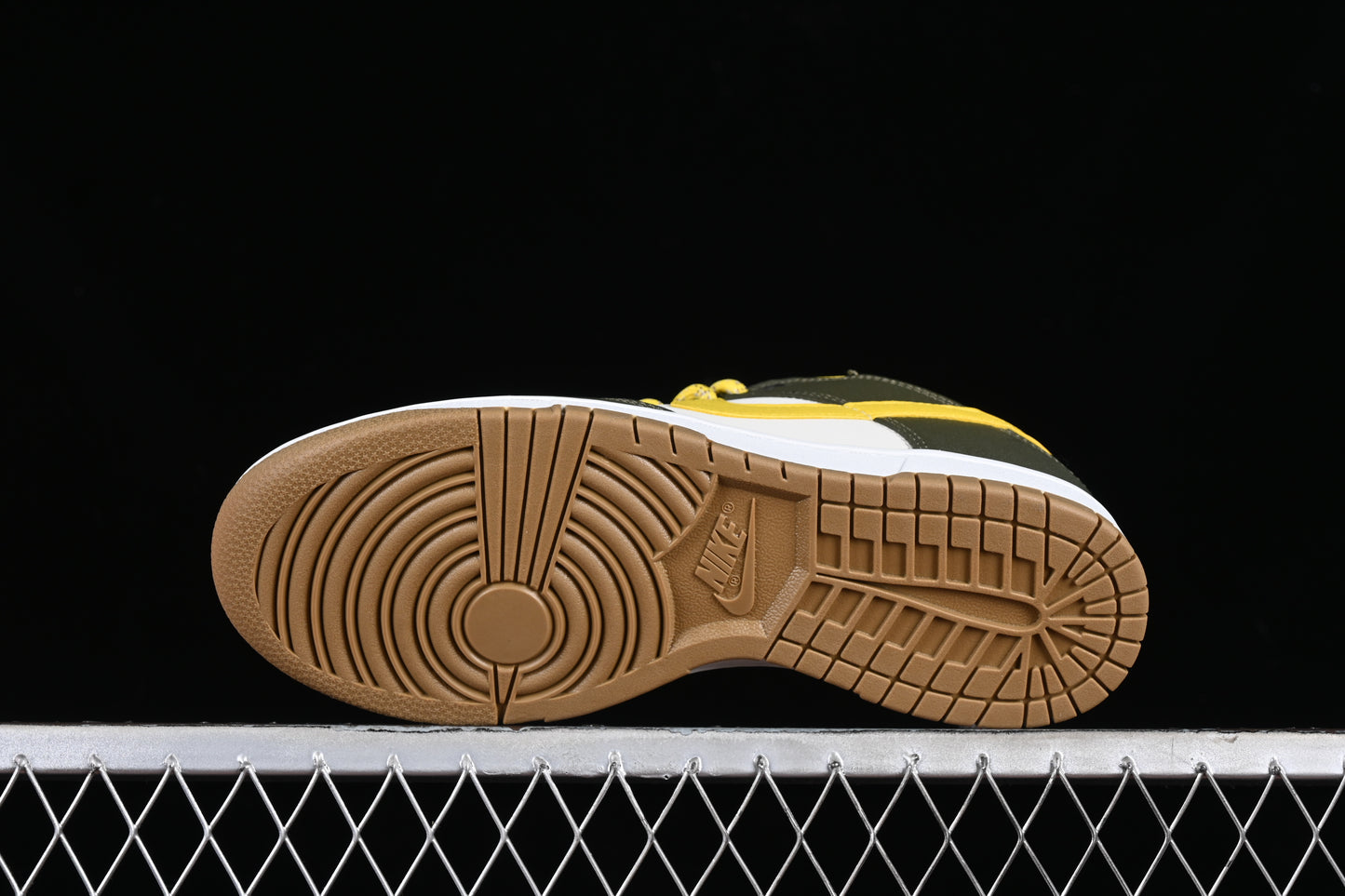 Nike Dunk "Cargo Khaki"