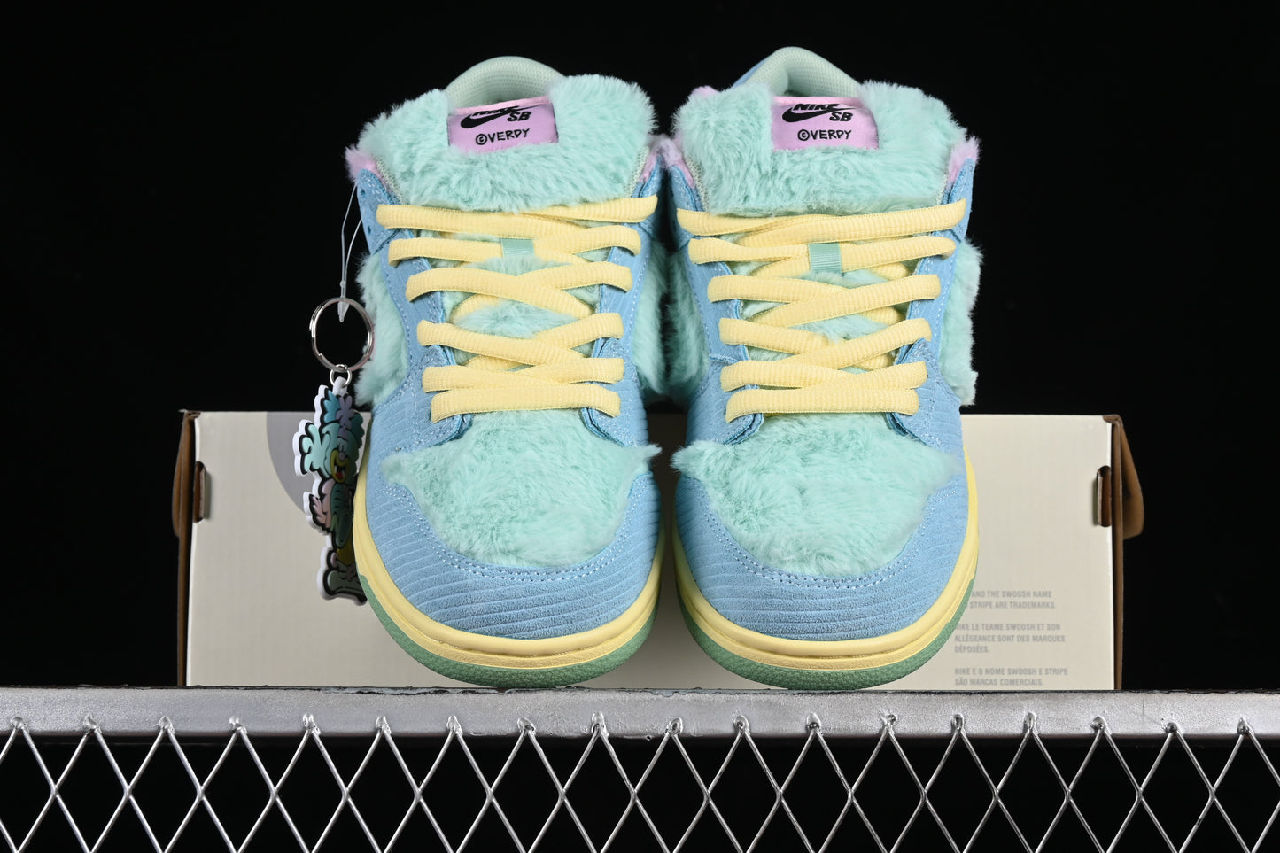 NikeSB Dunk Low Pro "Verdy Visty"