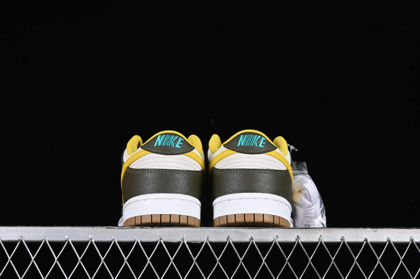 Nike Dunk "Cargo Khaki"