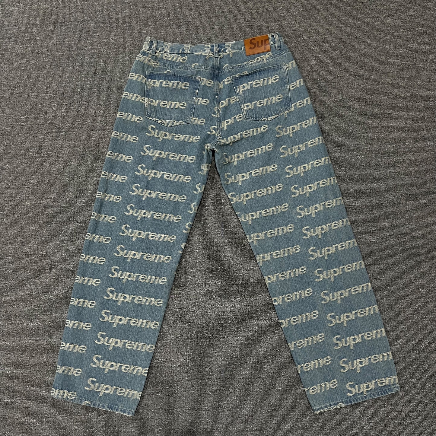 Supreme Frayed Logo Jeans
