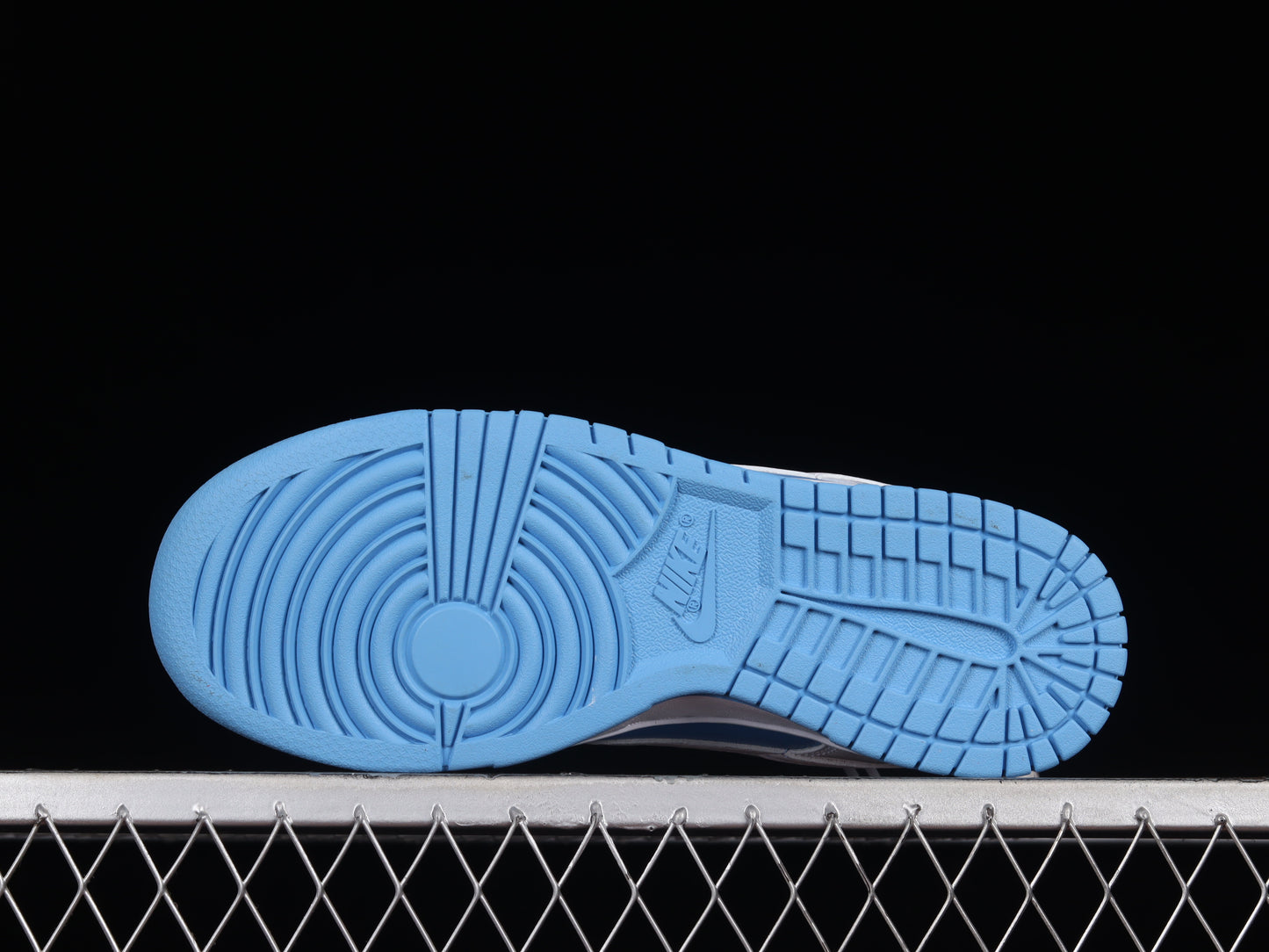 Nike Dunk "Reverse University Blue"