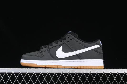 Nike SB Dunk Low Pro "Black Gum"