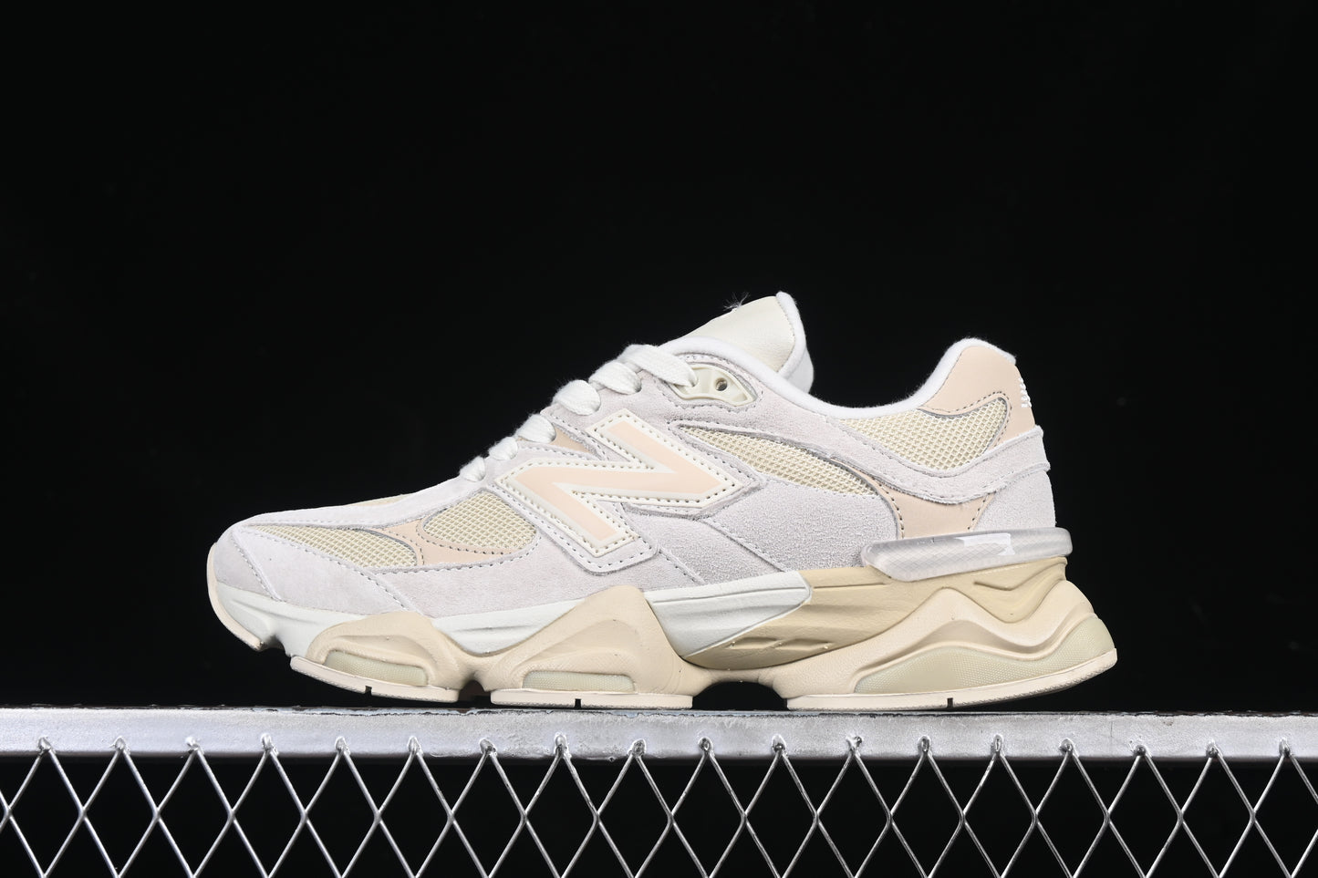 New Balance 9060 Beige