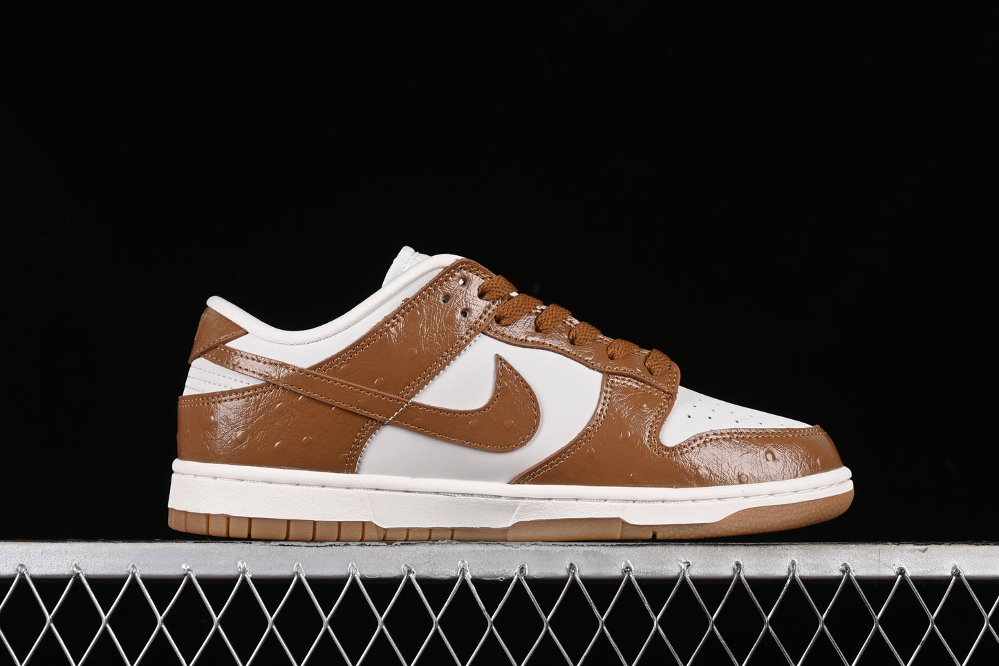 Nike Dunk "Brown Ostrich"
