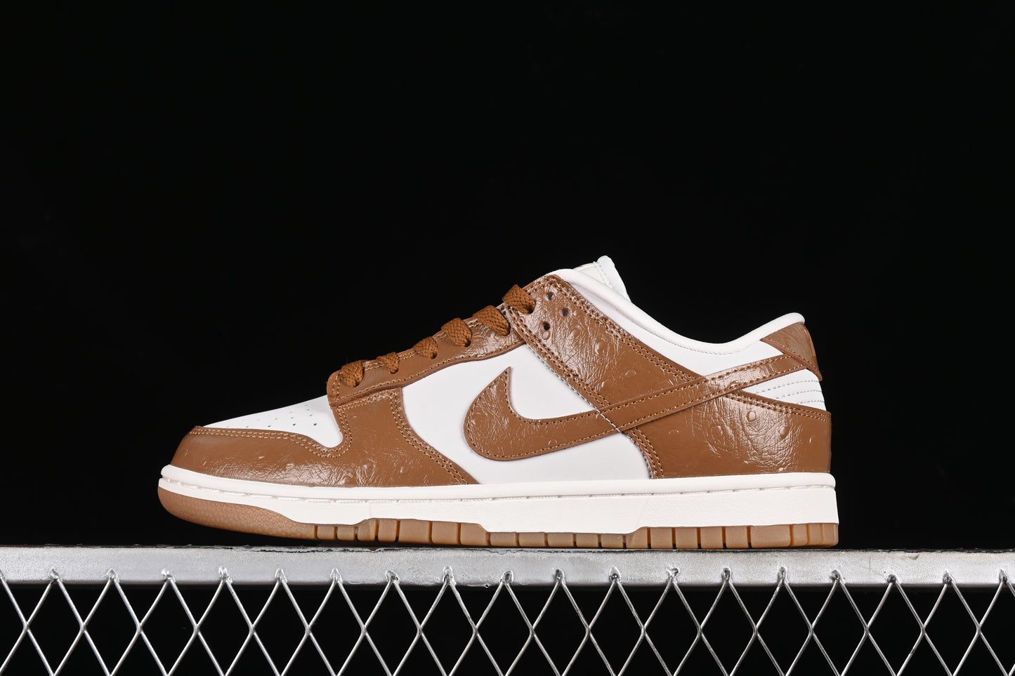Nike Dunk "Brown Ostrich"