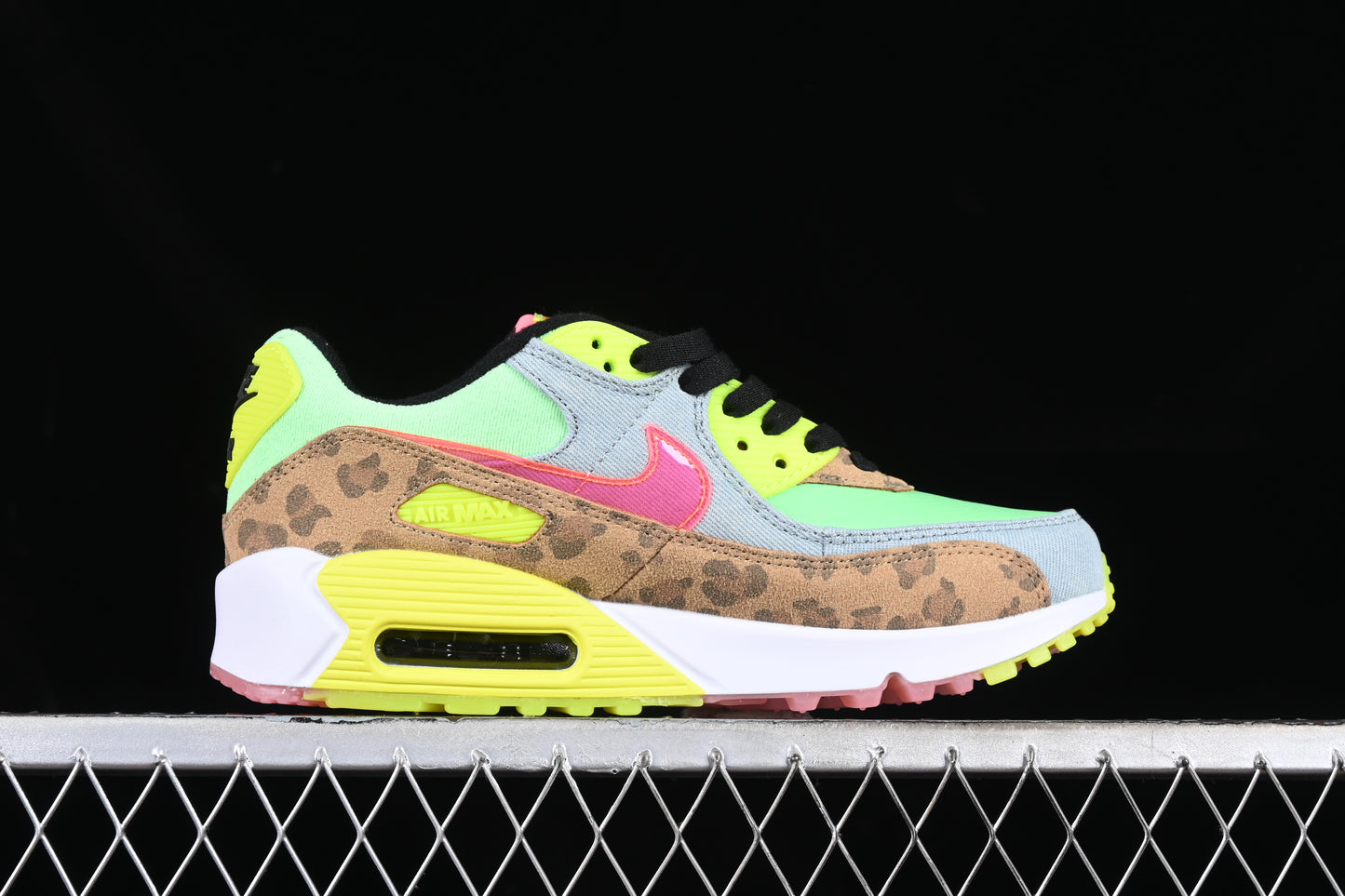 Nike Air Max 90 "Illusion Green"