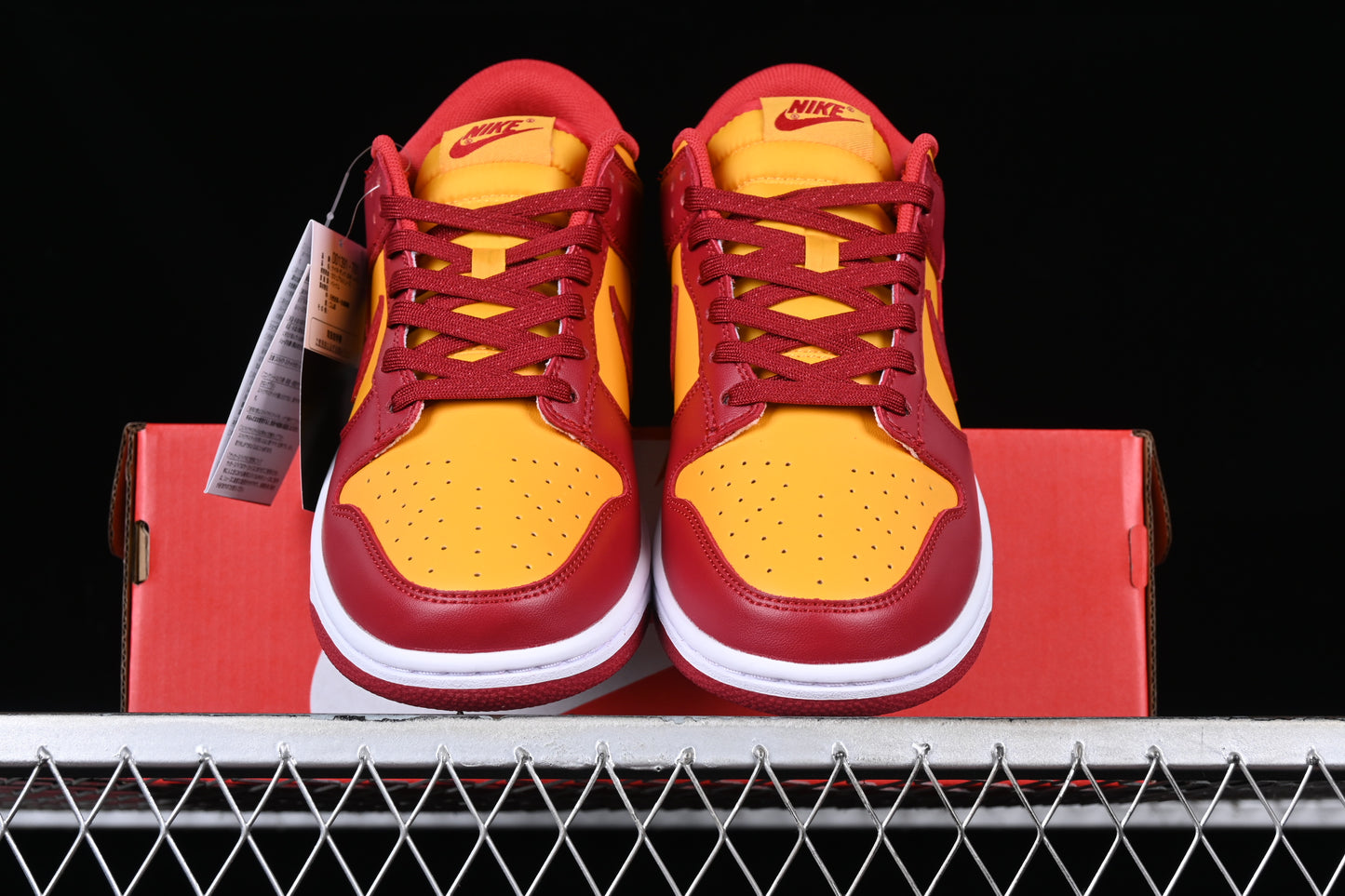 Nike Dunk "Midas Gold"