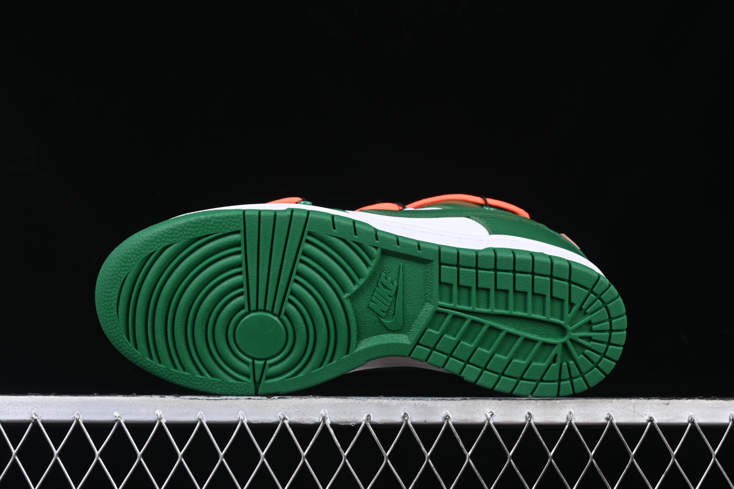 Nike Dunk x Off-White "Pine Green"