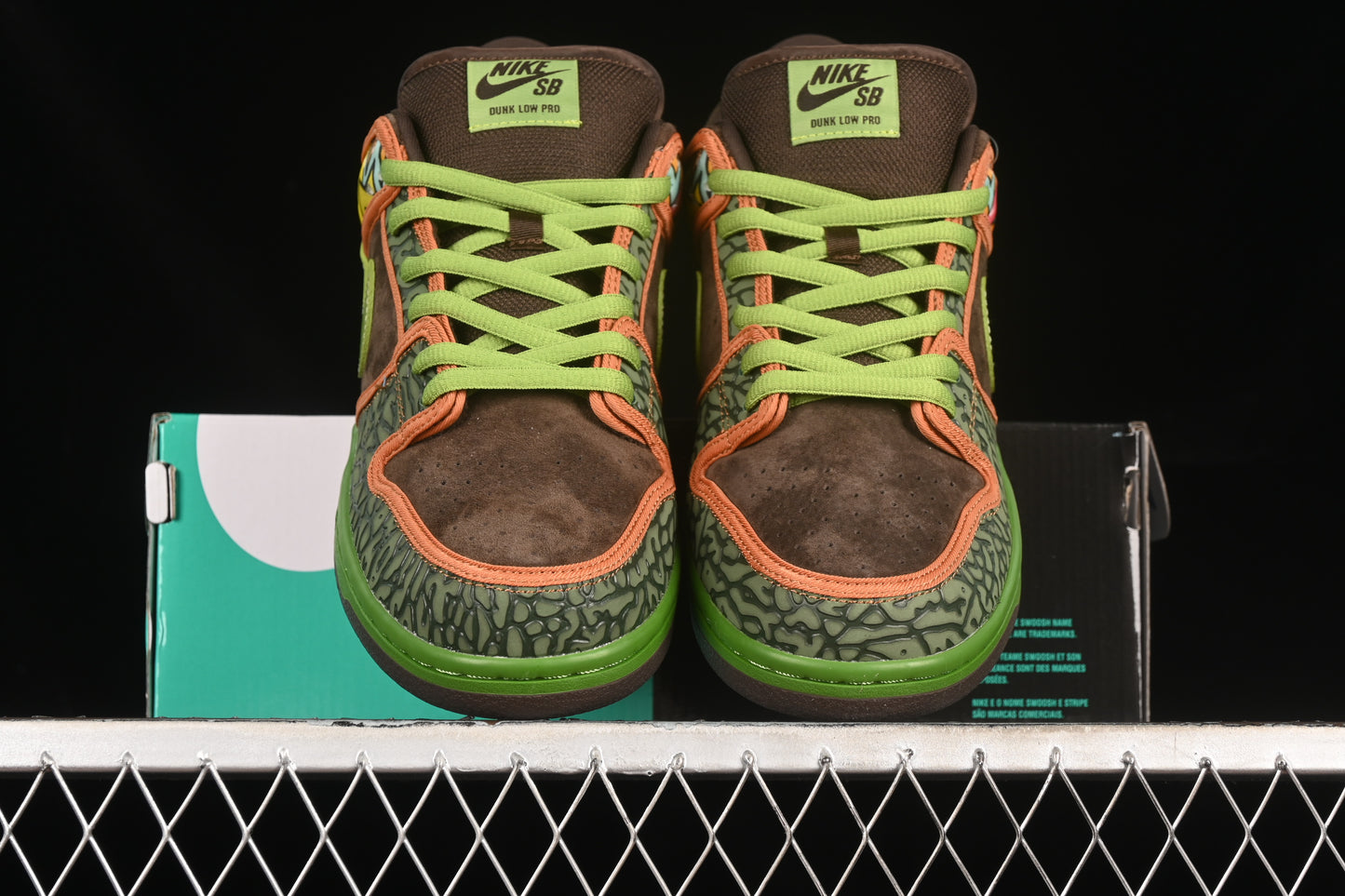 Nike SB Dunk Low Pro "De La Soul"
