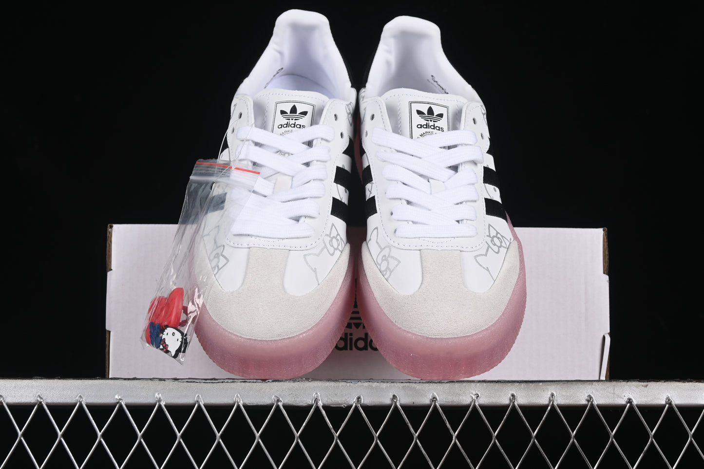Adidas Samba x Hello Kitty