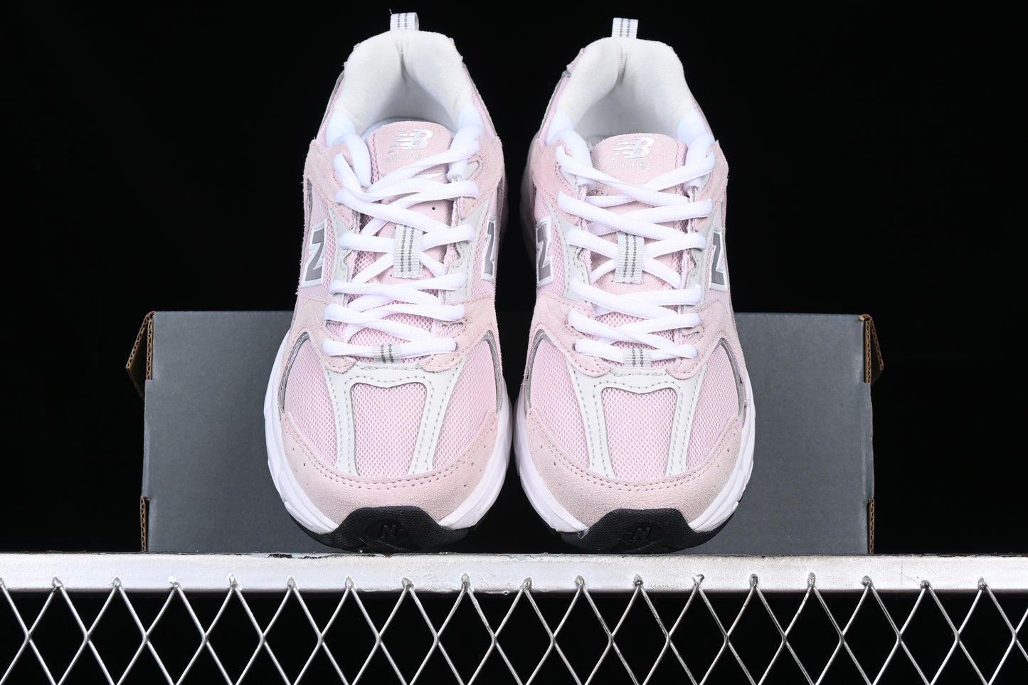 New Balance 530 Pink