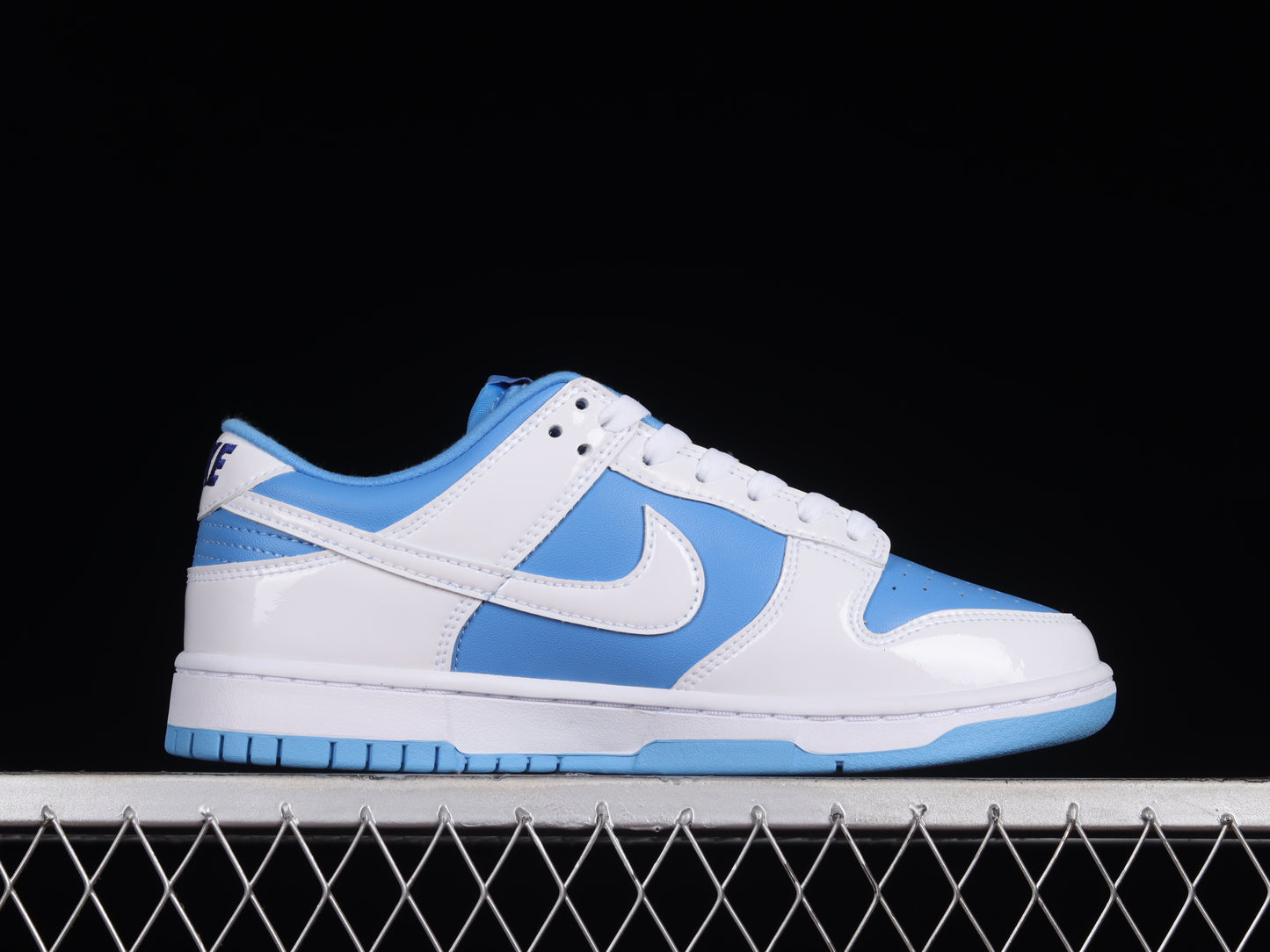 Nike Dunk "Reverse University Blue"