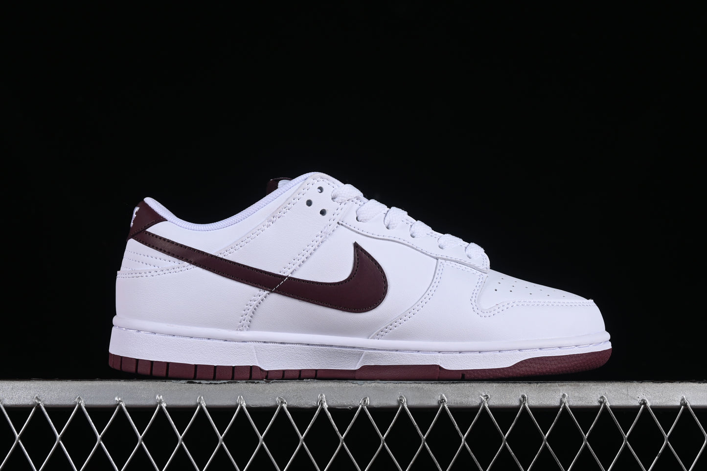 Nike Dunk "White Night Maroon"