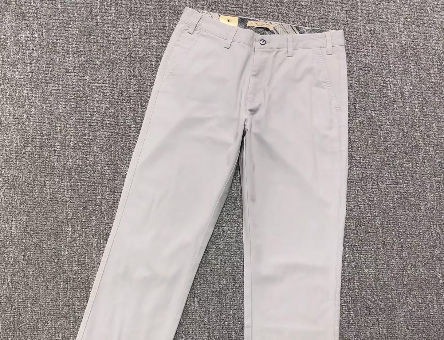 Burberry Chino Grey
