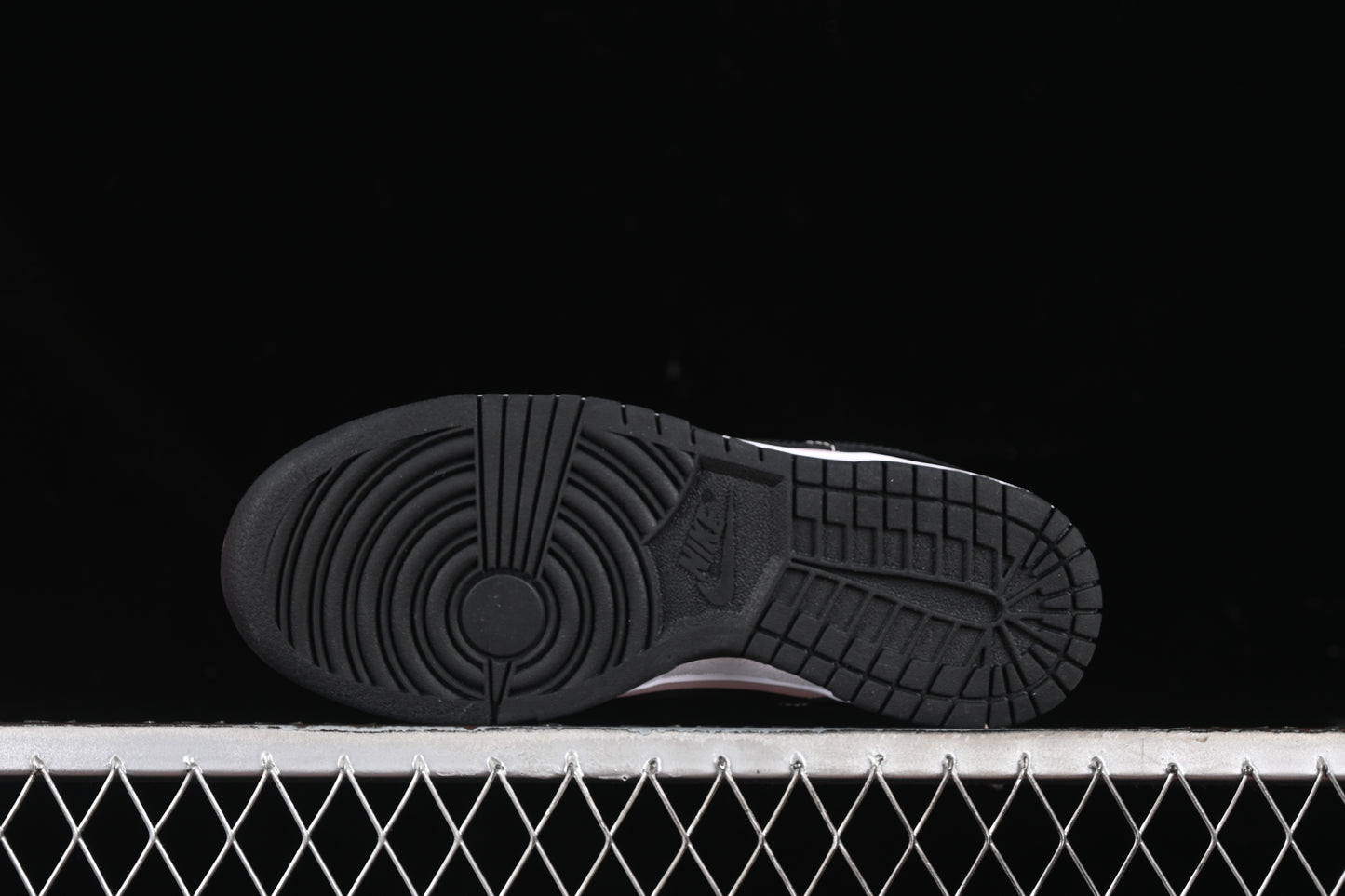 Nike Dunk "Black/Pink"