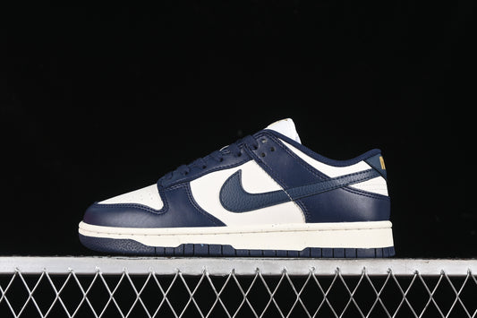 Nike Dunk "Dark Blue"