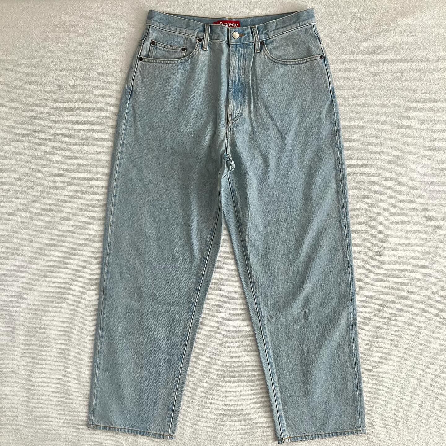 Supreme Simple Baggy Jeans