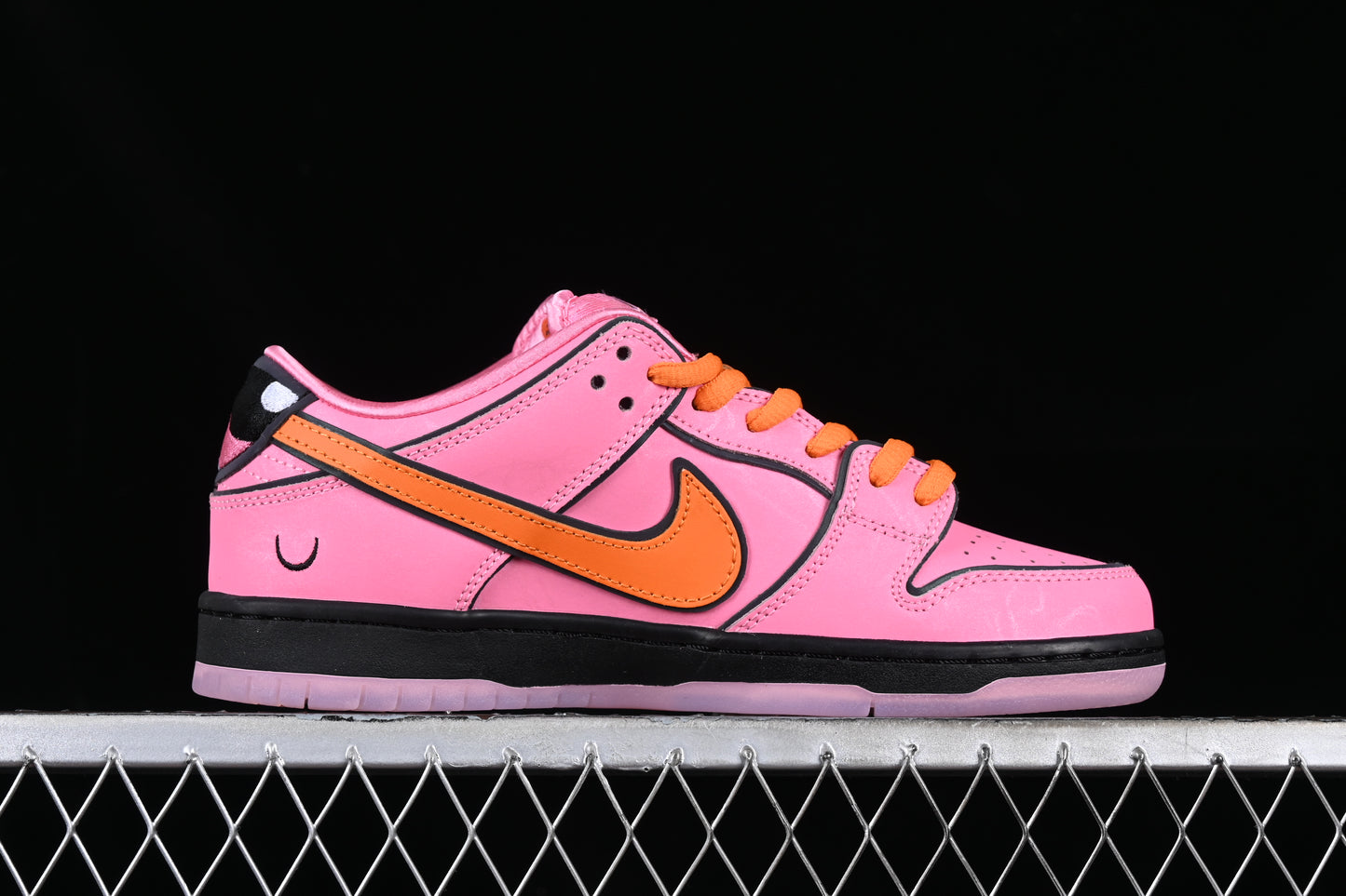 Nike x Powerpuff Girls SB Dunk Low "Blossom"