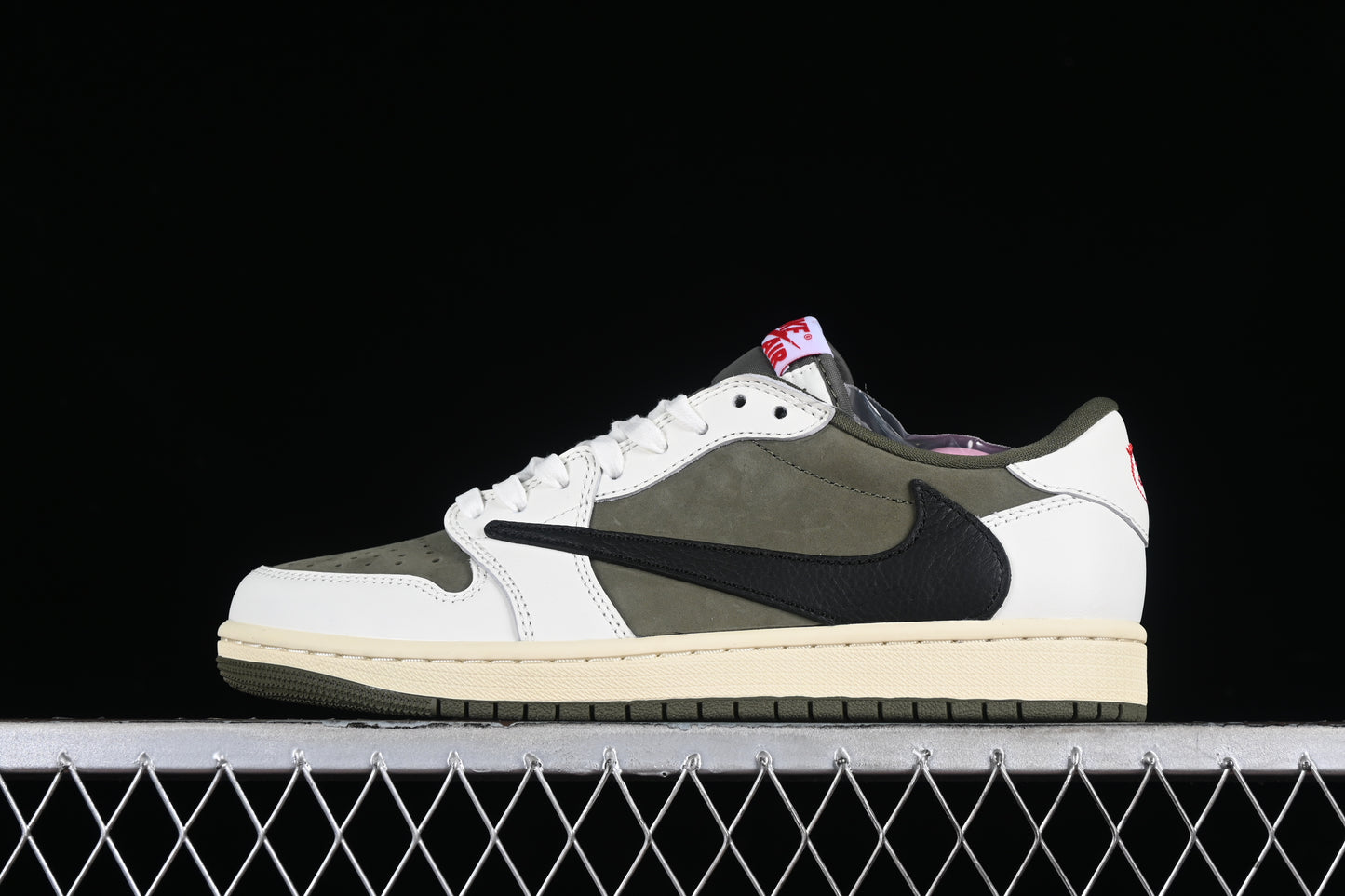 Jordan x Travis Scott Retro Low "Reverse Olive"