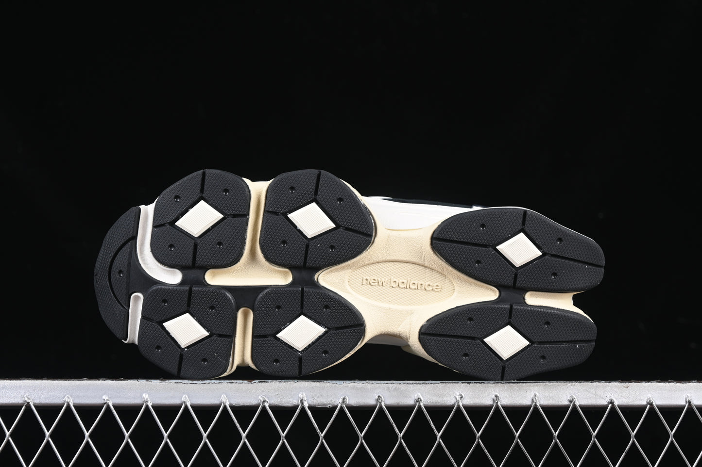 New Balance 9060 Black/White