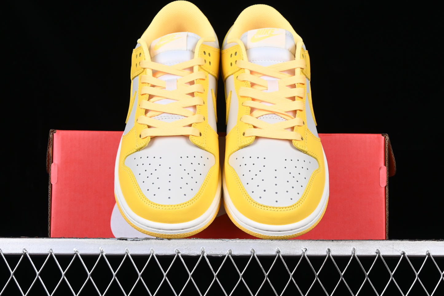 Nike Dunk "Citron Pulse"