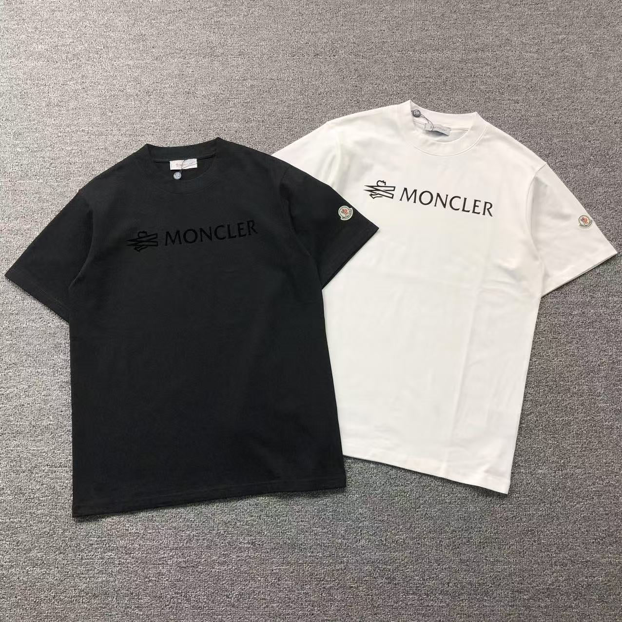 Moncler T-Shirt (Black/White)
