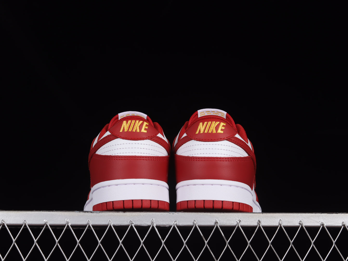 Nike Dunk "Gym Red"