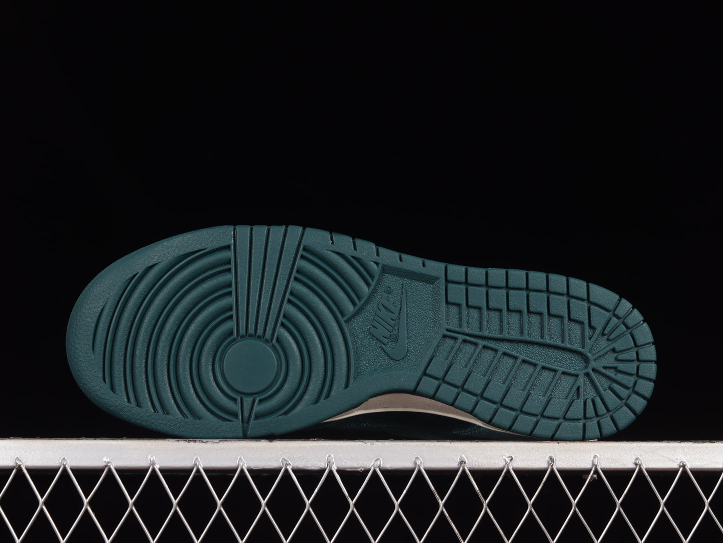 Nike Dunk Dark Atomic