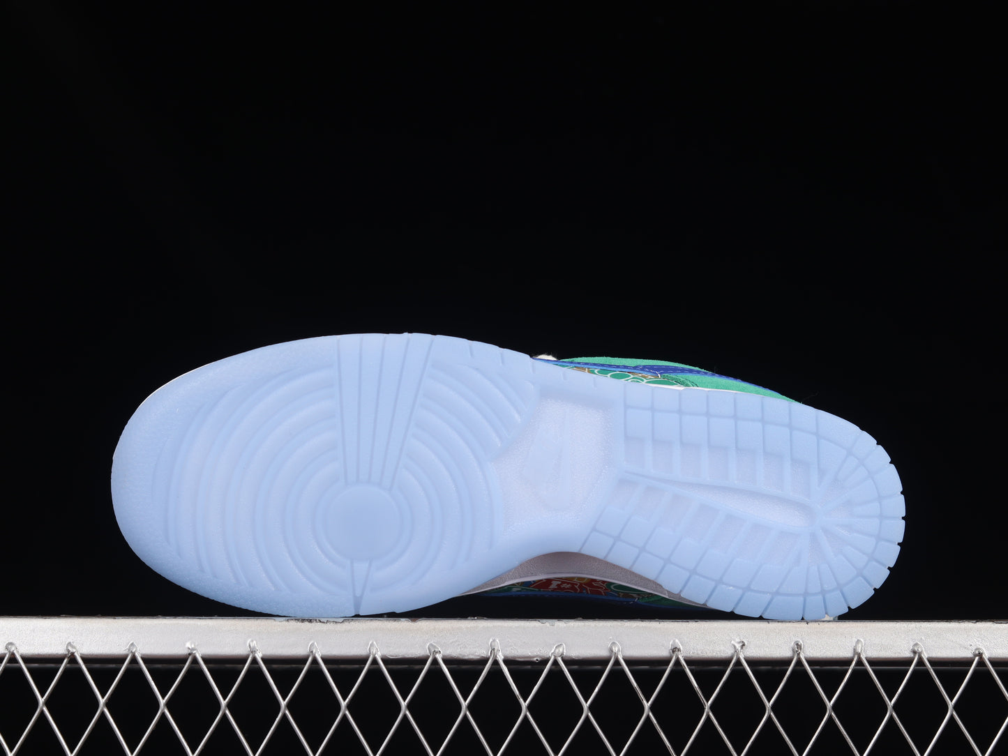 Nike Dunk "Foam Finger"