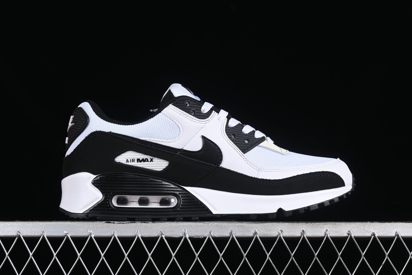 Nike Air Max 90 "Black and White"