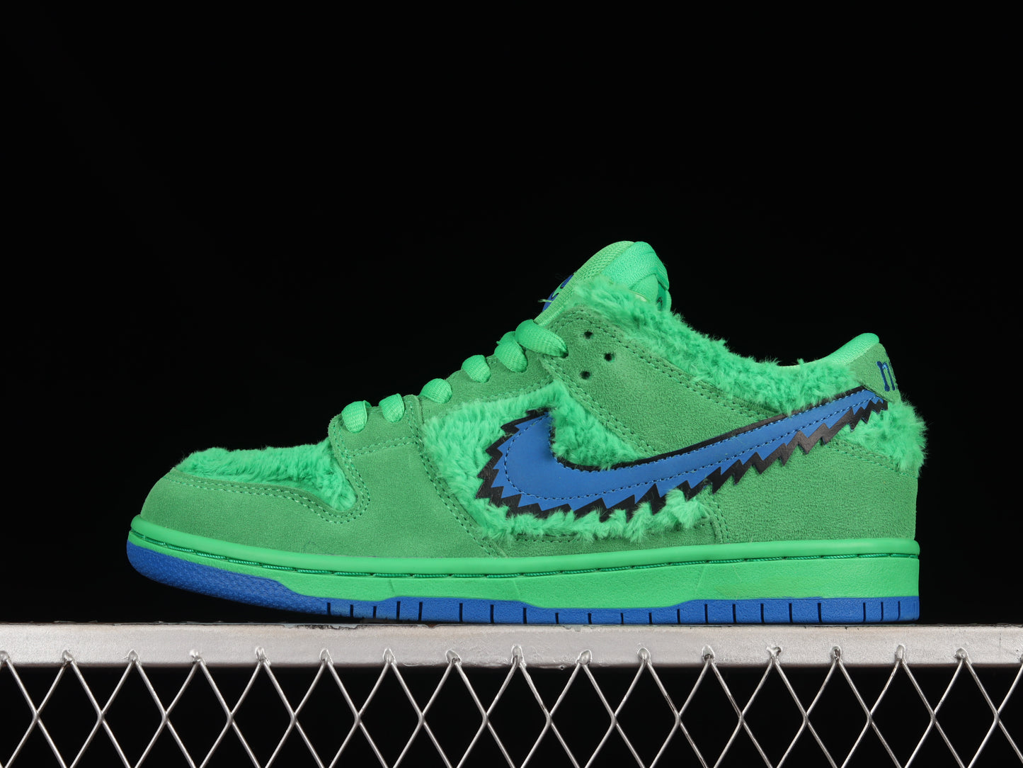 Nike SB Dunk Low Pro Grateful Dead Bears