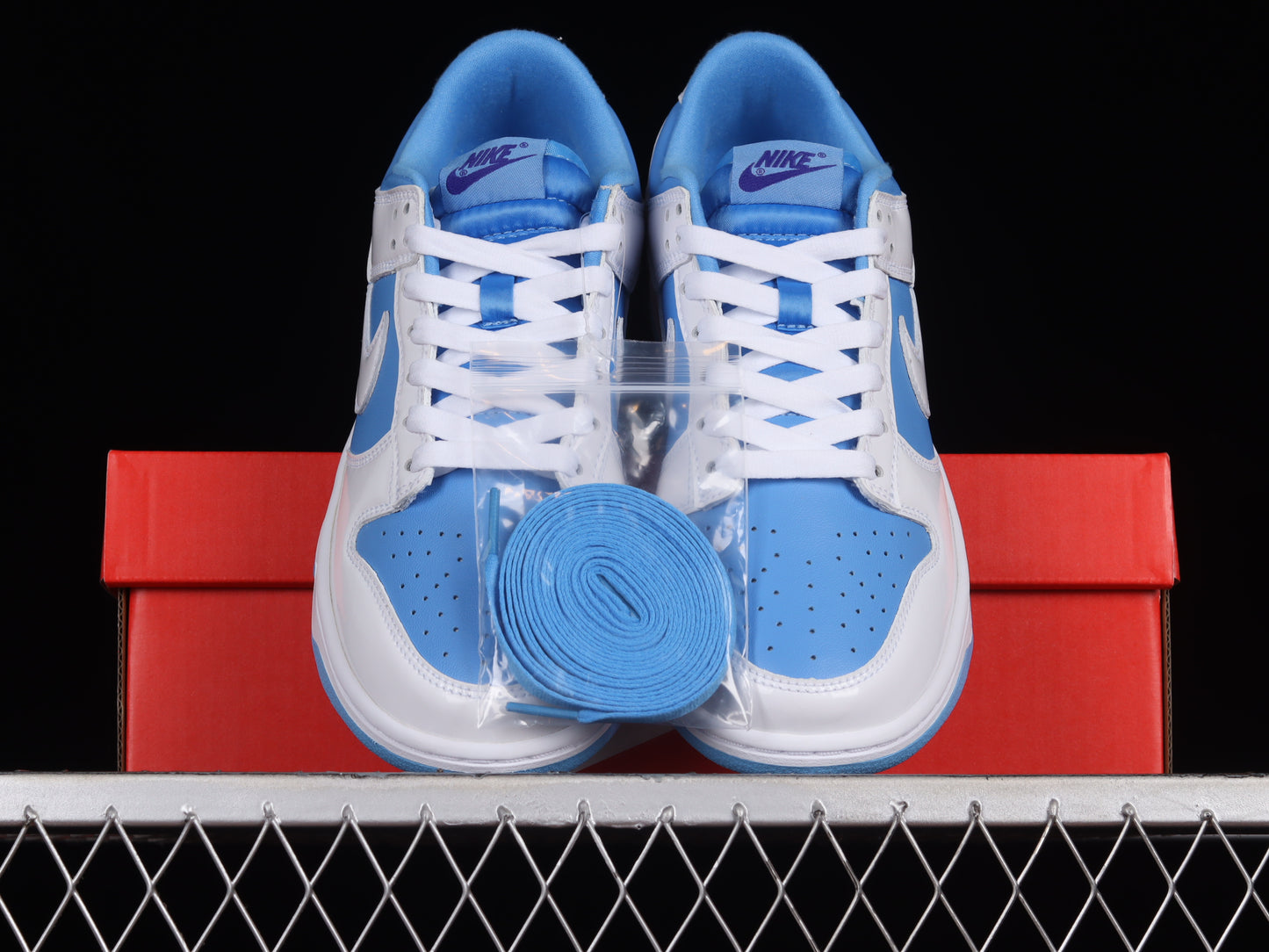 Nike Dunk "Reverse University Blue"