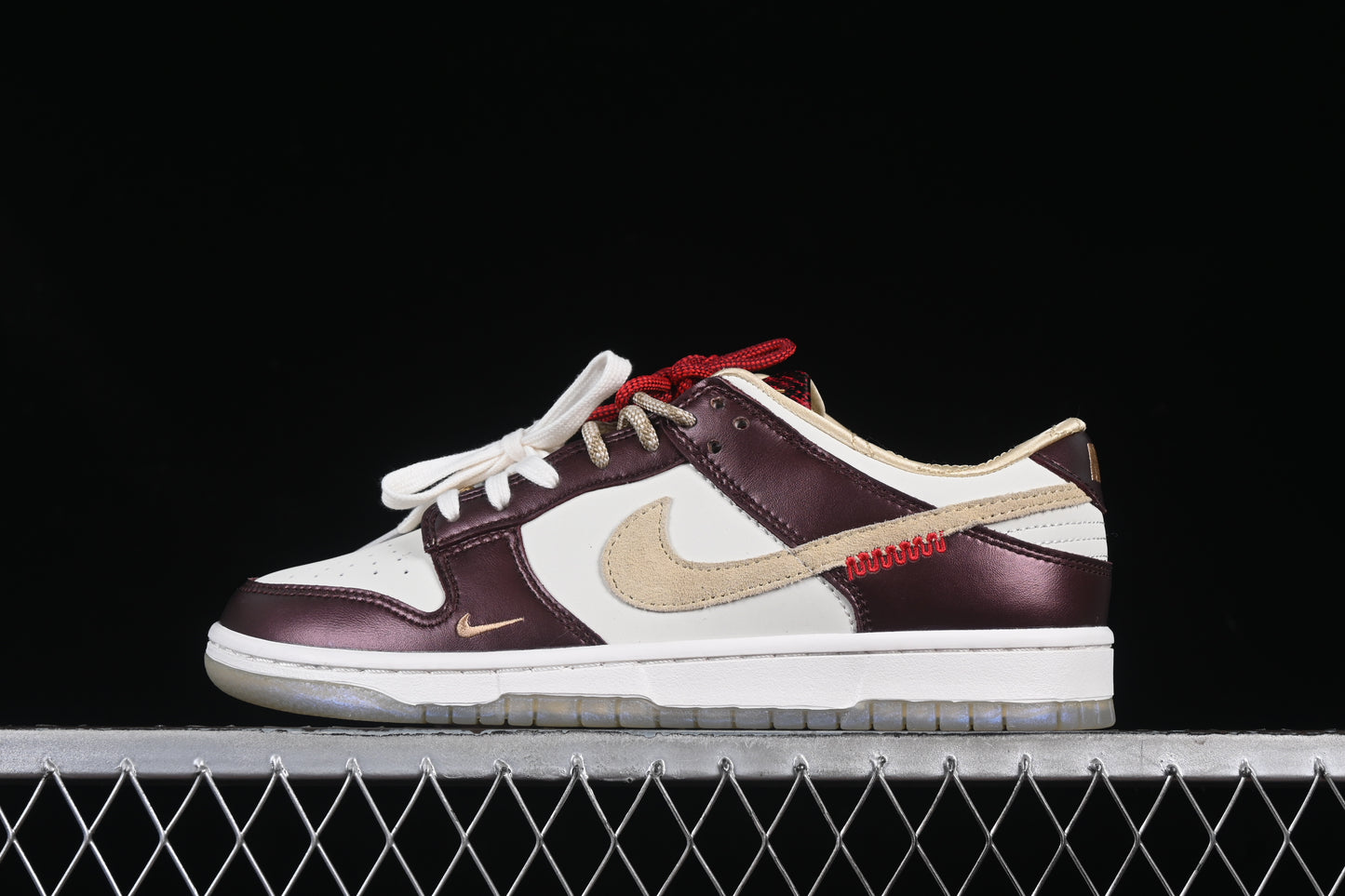 Nike Dunk "Year of the Snake"