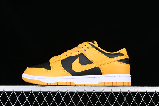 Nike Dunk "Goldenrod"