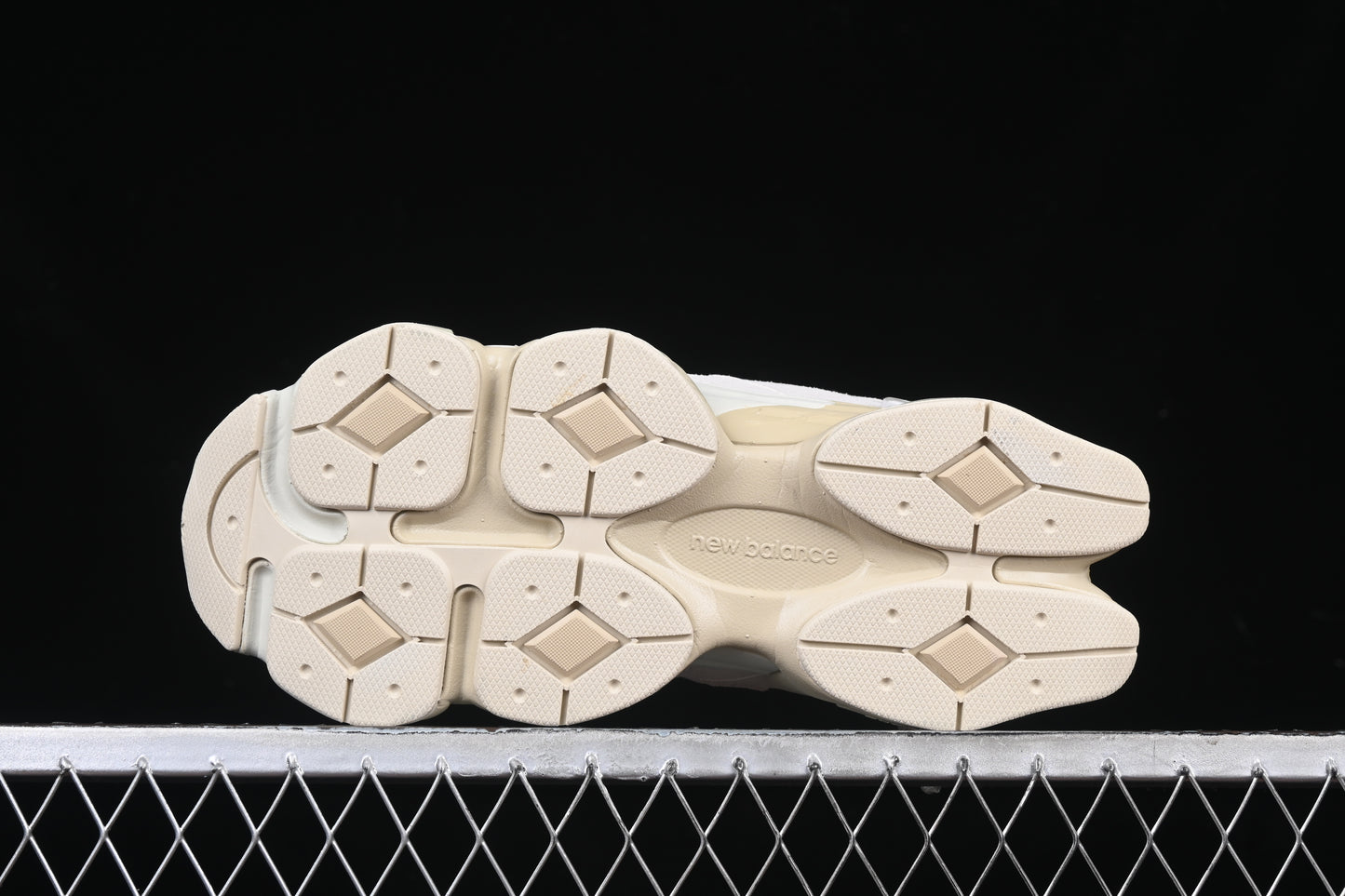 New Balance 9060 Beige