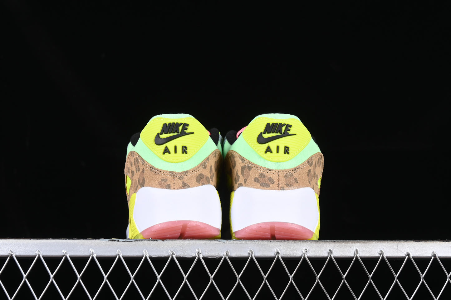 Nike Air Max 90 "Illusion Green"