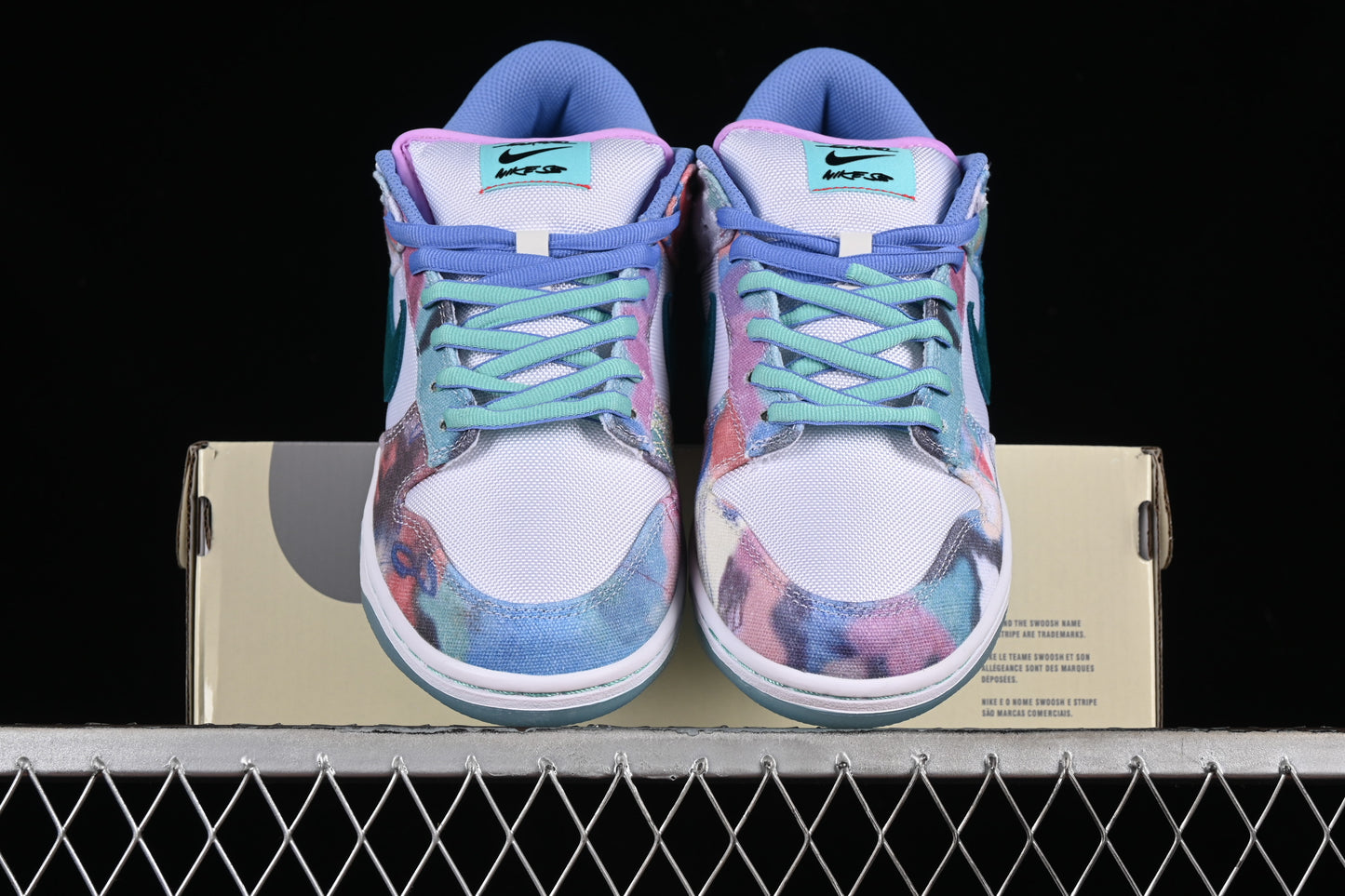 Nike SB Dunk Low Futura Laboratories