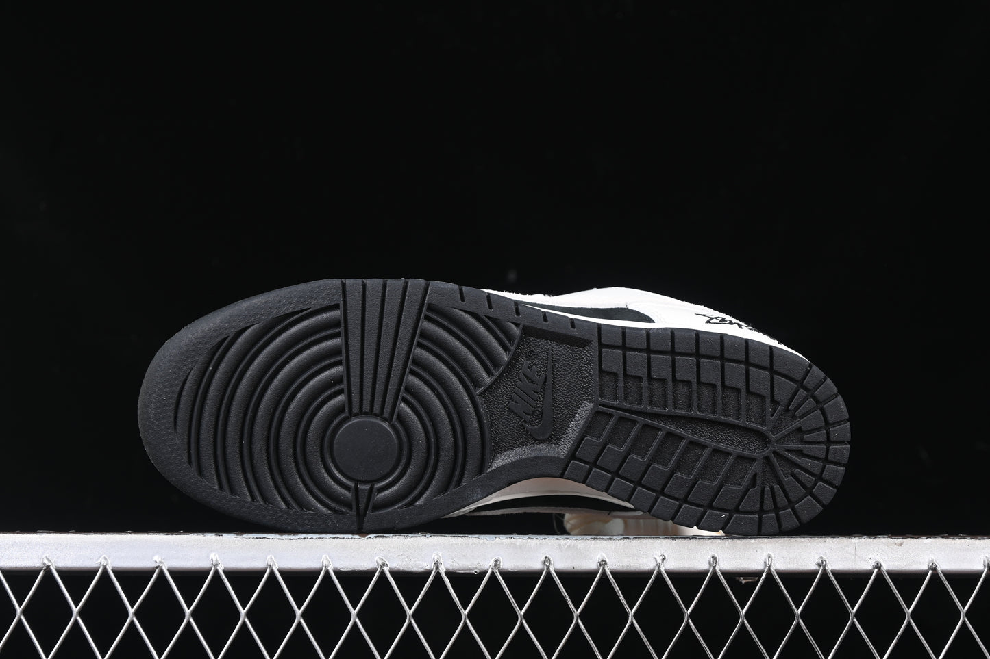 Nike Dunk x Stussy "Black/White"